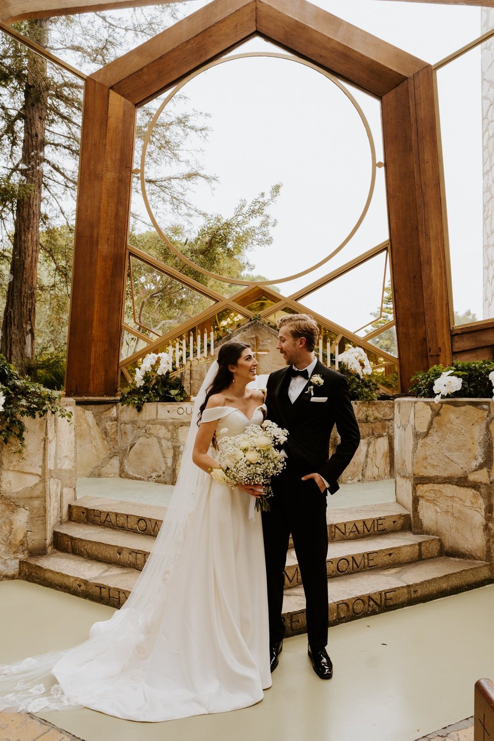 Bride and groom at Wayfarers Chapel Wedding, Photo by Tida Svy, Los Angeles Wedding Photographer