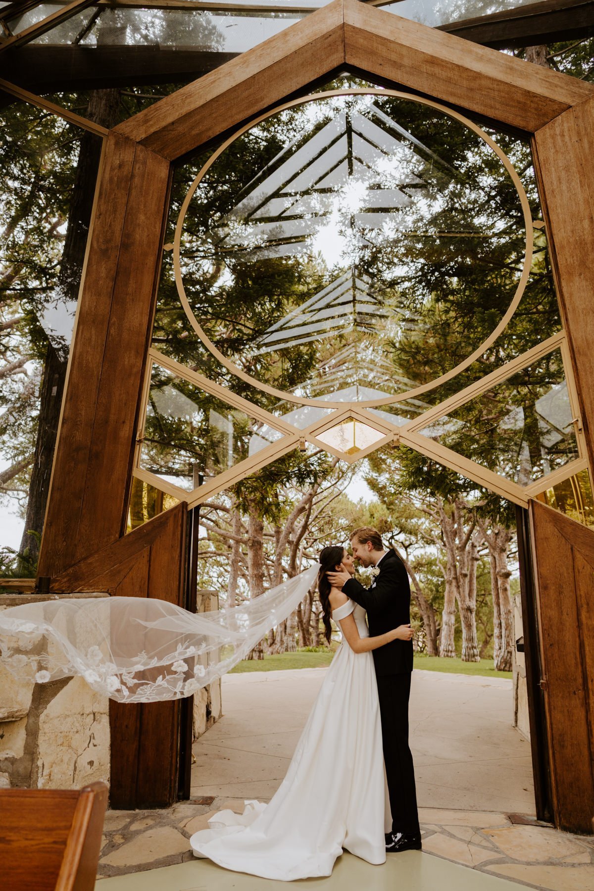 Bride and groom at Wayfarers Chapel Wedding, Photo by Tida Svy, Los Angeles Wedding Photographer