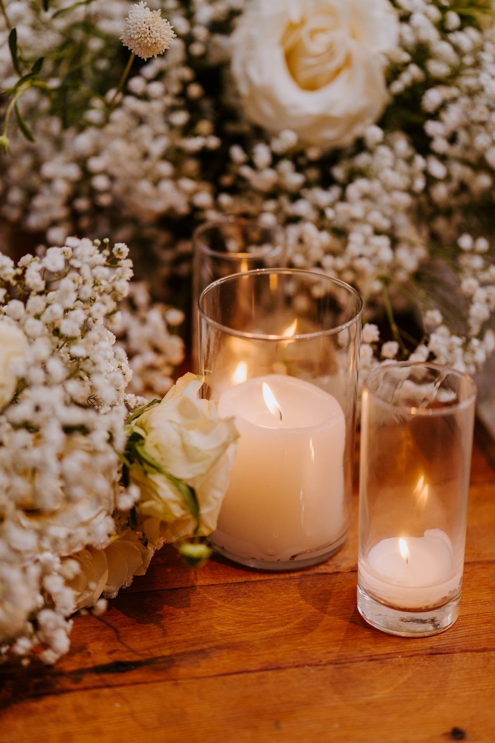 Baby’s breath and votiv candle wedding reception centerpiece, whimsical wedding, grass room dtla, photo by Tida Svy, Los Angeles Wedding Photographer