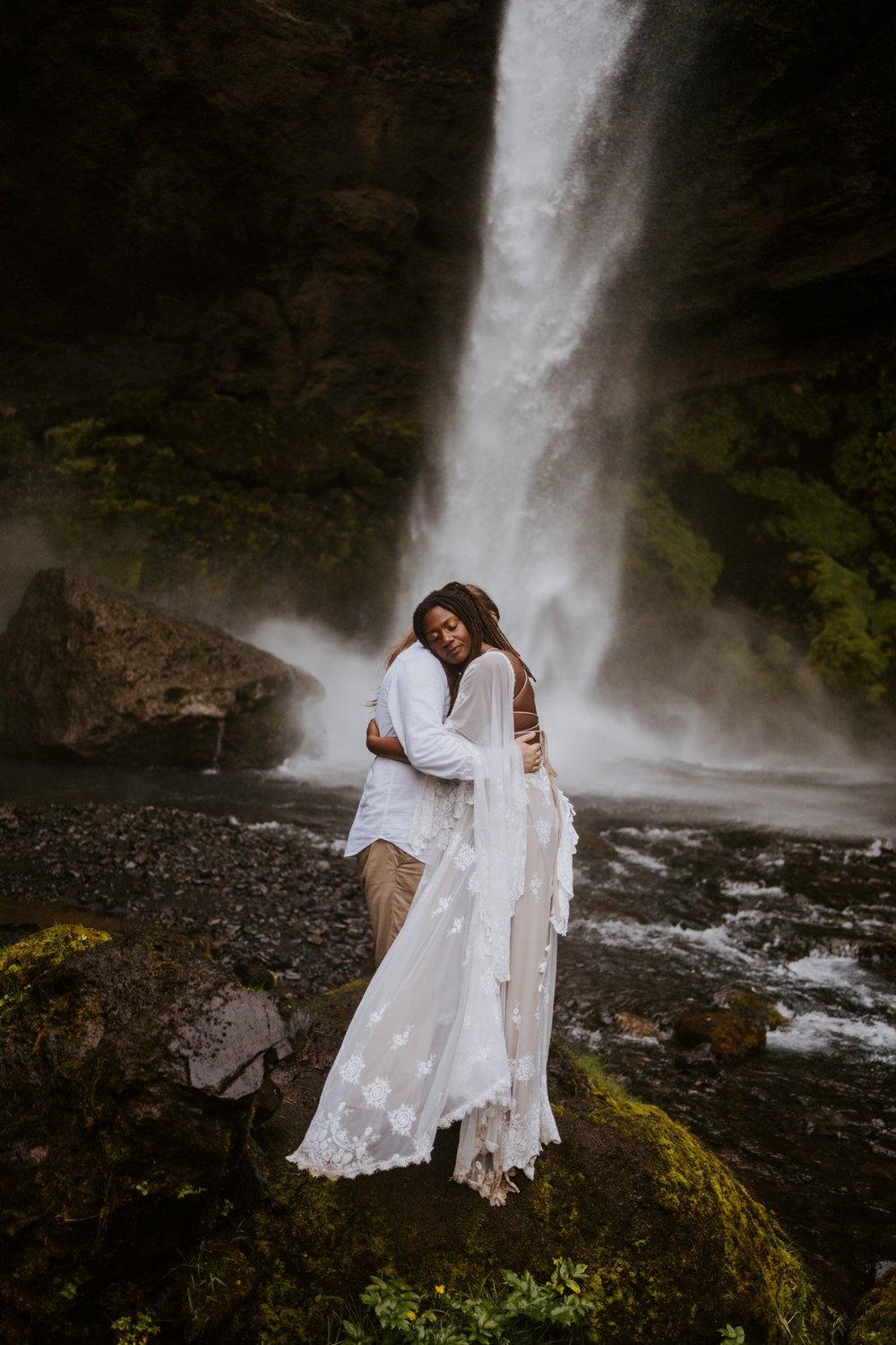 Iceland Waterfall Elopement | Iceland Elopement Photographer | Photography by Tida Svy