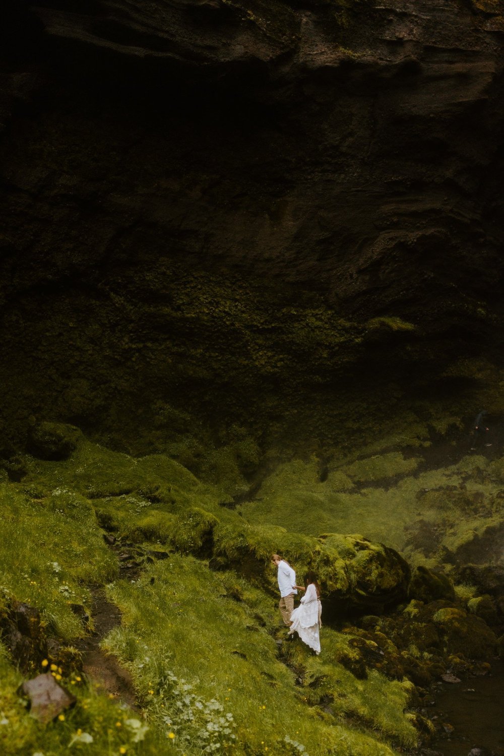 Iceland Waterfall Elopement | Iceland Elopement Photographer | Photography by Tida Svy