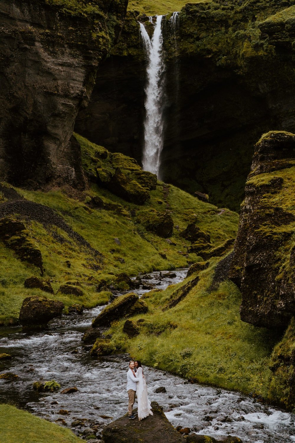 Iceland Waterfall Elopement | Iceland Elopement Photographer | Photography by Tida Svy