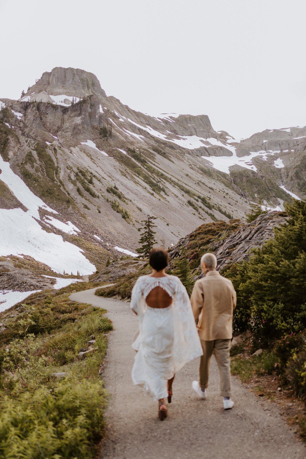 North Cascades National Park Elopement at Bagley Lake, Mt.Baker Elopement, Artist Point Elopement, Pacific Northwest Elopement, Lesbian Couple, Photography by Tida Svy | www.tidasvy.com