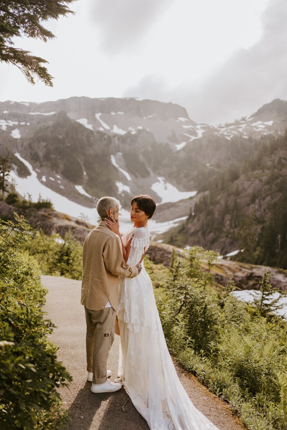 North Cascades National Park Elopement at Bagley Lake, Mt.Baker Elopement, Artist Point Elopement, Pacific Northwest Elopement, Lesbian Couple, Photography by Tida Svy | www.tidasvy.com