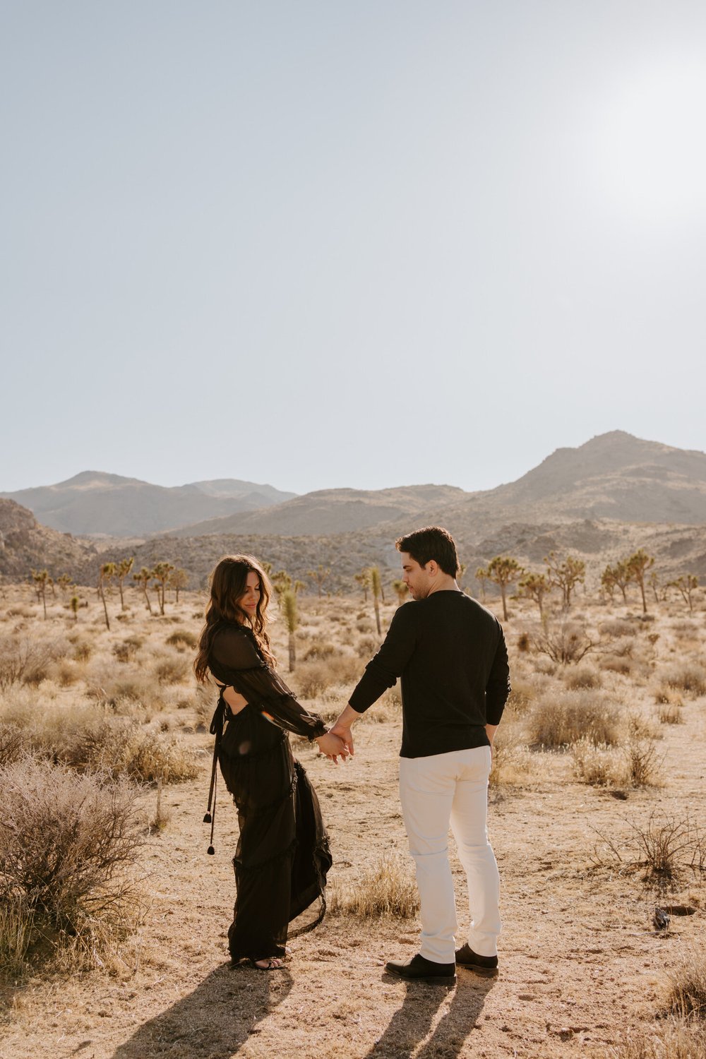 Joshua Tree Engagement Session | Joshua Tree National Park Couples Photos | Joshua Tree  Photographer | Romantic Couples Photos | Golden Hour Desert Photos | Hidden Valley Picnic Area