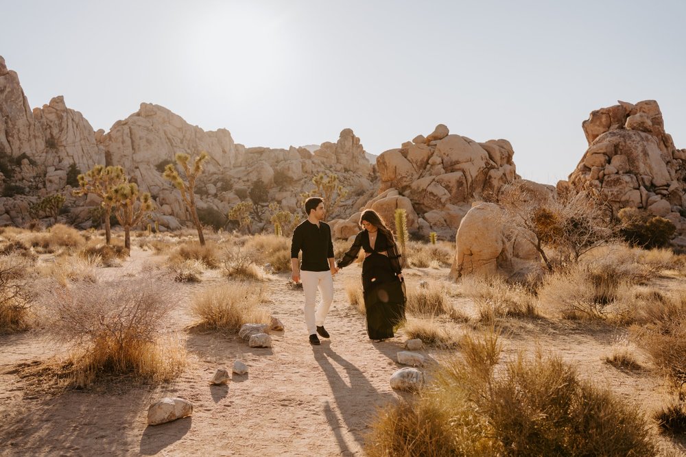 Joshua Tree Engagement Session | Joshua Tree National Park Couples Photos | Joshua Tree  Photographer | Romantic Couples Photos | Golden Hour Desert Photos | Hidden Valley Picnic Area