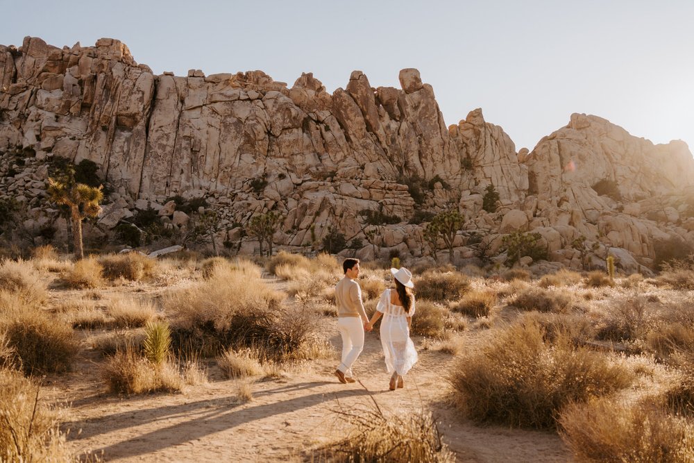 Joshua Tree Engagement Session | Joshua Tree National Park Couples Photos | Joshua Tree  Photographer | Romantic Couples Photos | Golden Hour Desert Photos | Hidden Valley Picnic Area