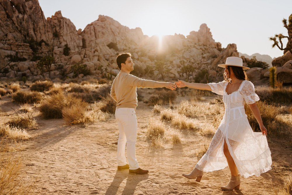 Joshua Tree Engagement Session | Joshua Tree National Park Couples Photos | Joshua Tree  Photographer | Romantic Couples Photos | Golden Hour Desert Photos | Hidden Valley Picnic Area