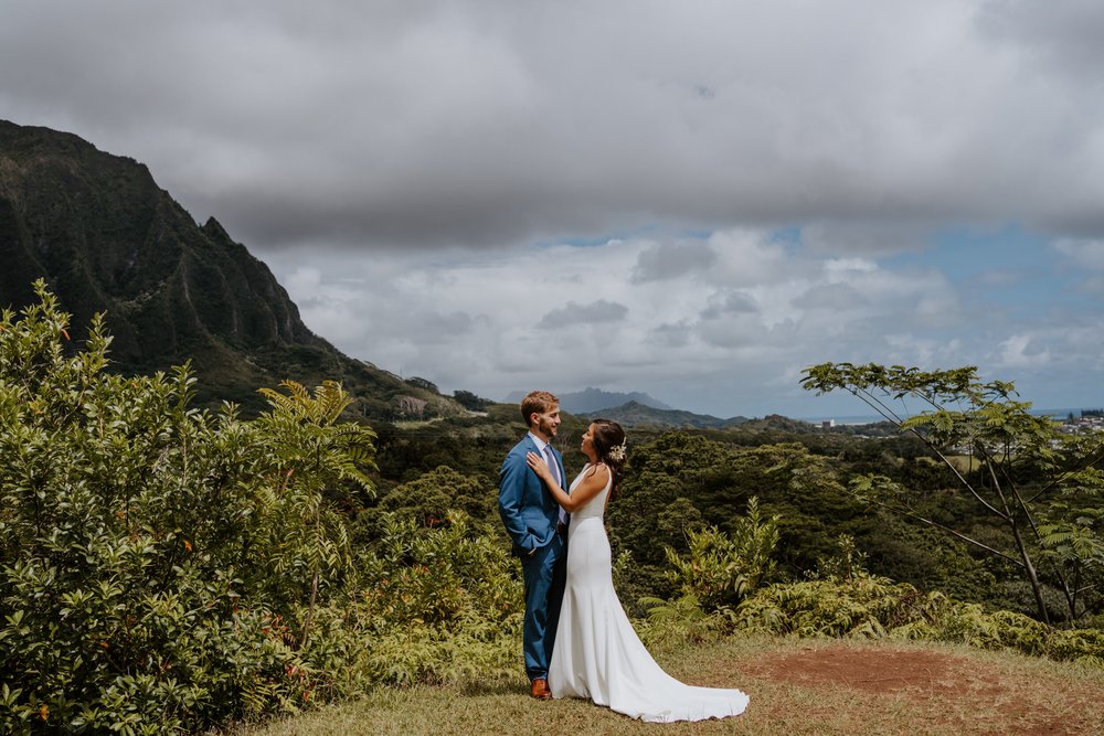 Ho'omaluhia botanical garden elopement | Oahu Elopement Photographer | Hawaii Elopement Photographer | Oahu Wedding Photographer