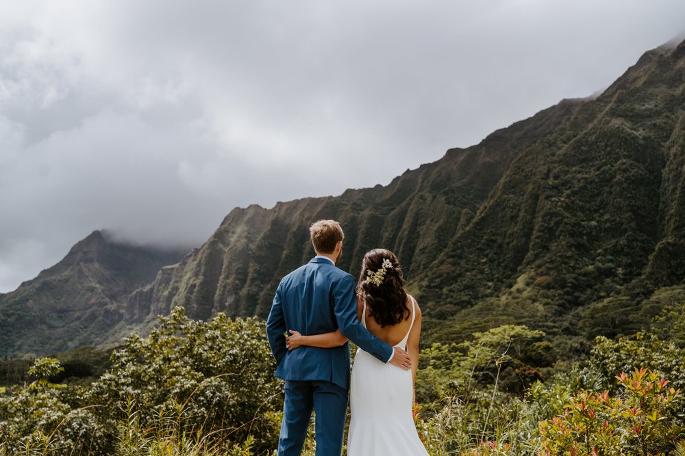 Ho'omaluhia botanical garden elopement | Oahu Elopement Photographer | Hawaii Elopement Photographer | Oahu Wedding Photographer
