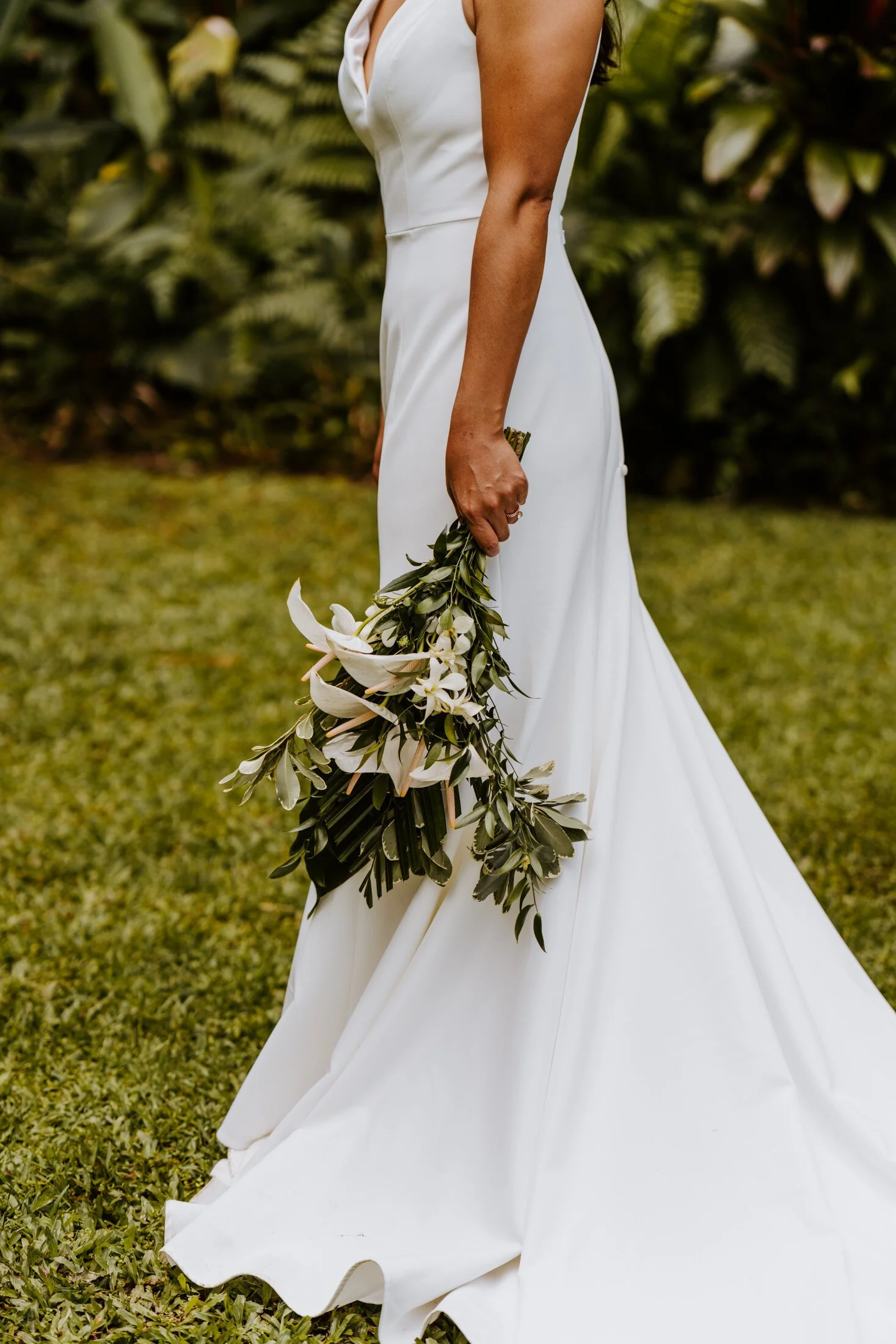 Haiku gardens elopement | Oahu Elopement Photographer | Hawaii Elopement Photographer | Oahu Wedding Photographer