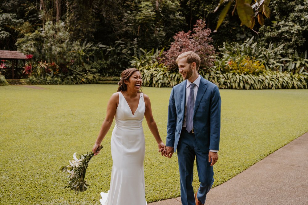 Haiku gardens elopement | Oahu Elopement Photographer | Hawaii Elopement Photographer | Oahu Wedding Photographer