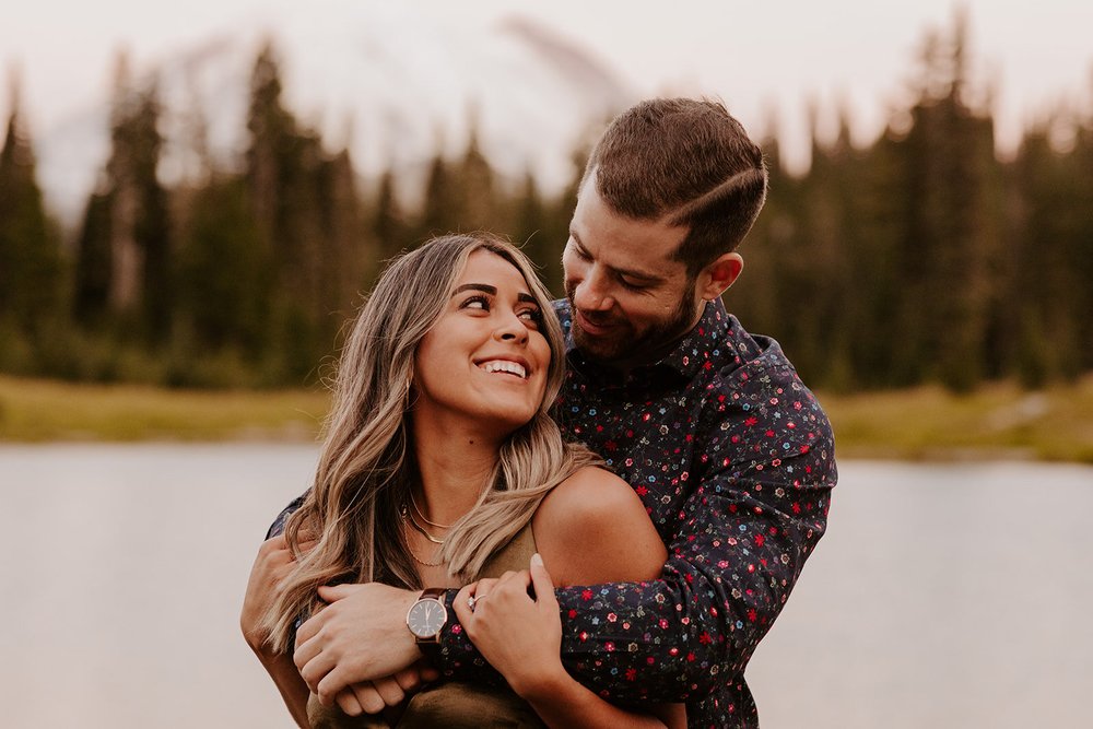 Tipsoo Lake Engagement Session | Mt. Rainer Engagement Session | Romantic Sunrise Couples Photos | Washington Engagement Session Locations | Tida Svy Photography