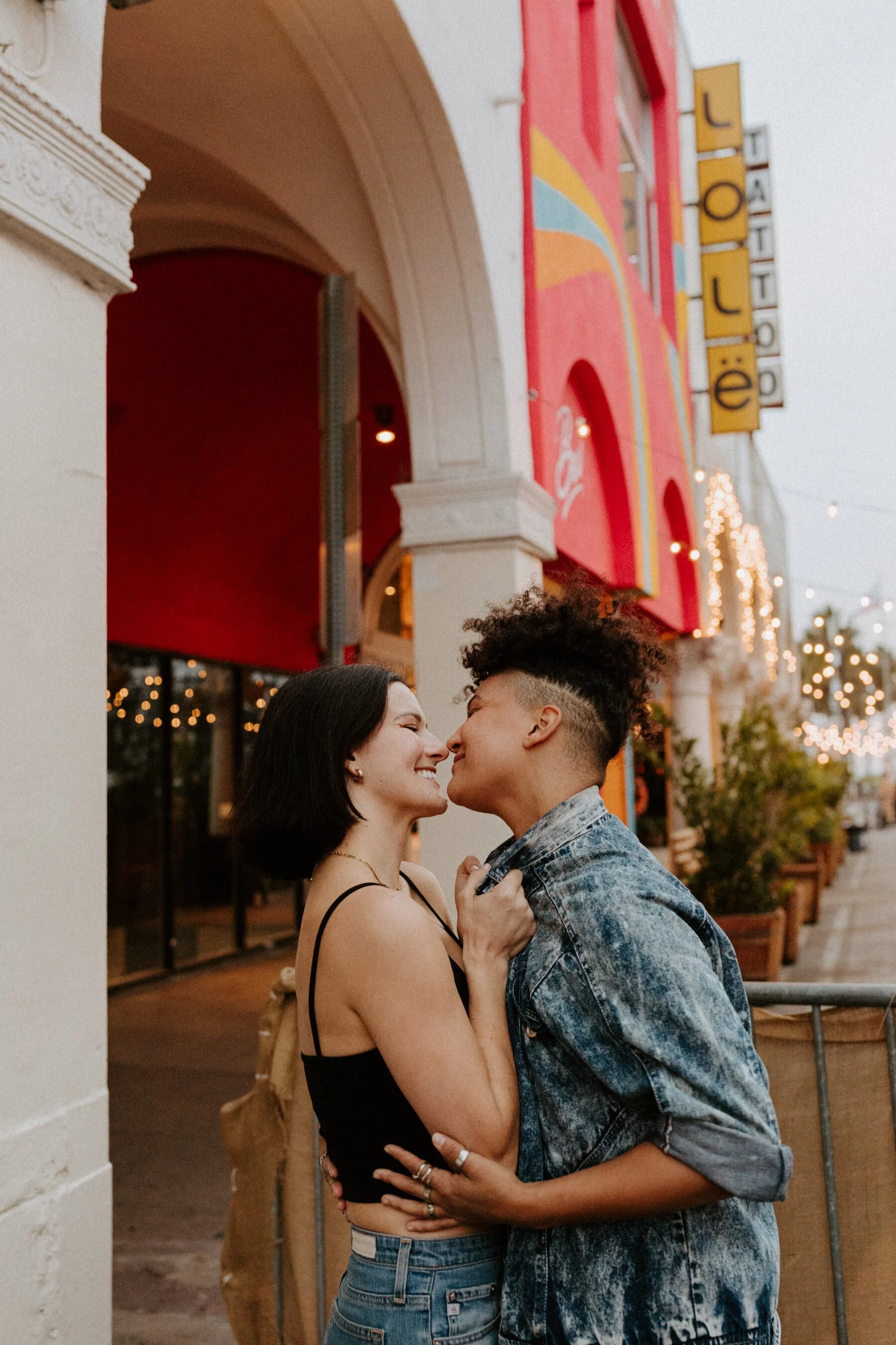 venice-beach-engagement-session-lesbian-couple-tida-svy-79.jpg