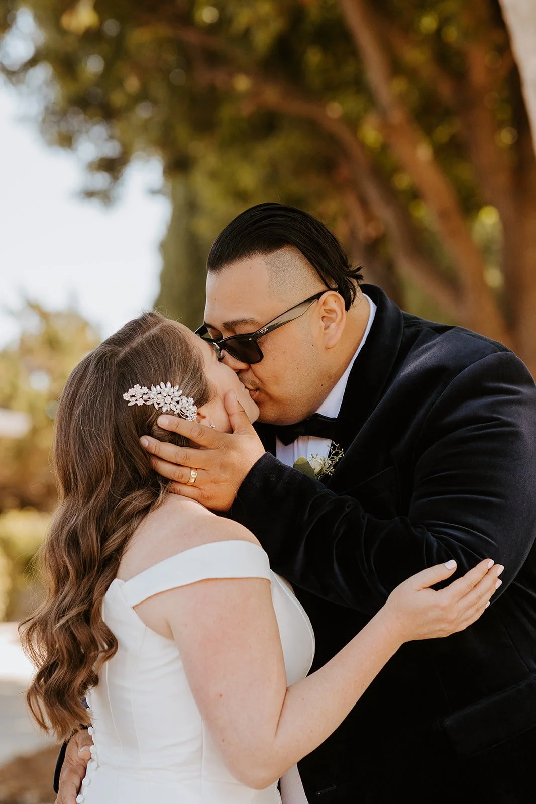 Southern California Intimate Backyard Wedding Photography captured by Tida Svy