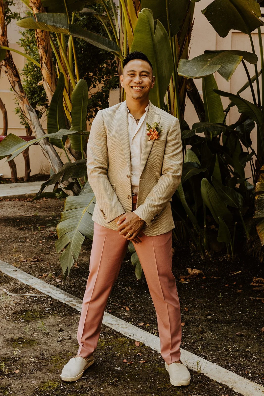 Intimate Elopement at the San Diego Marriage Hut captured by San Diego Elopement Photographer Tida Svy