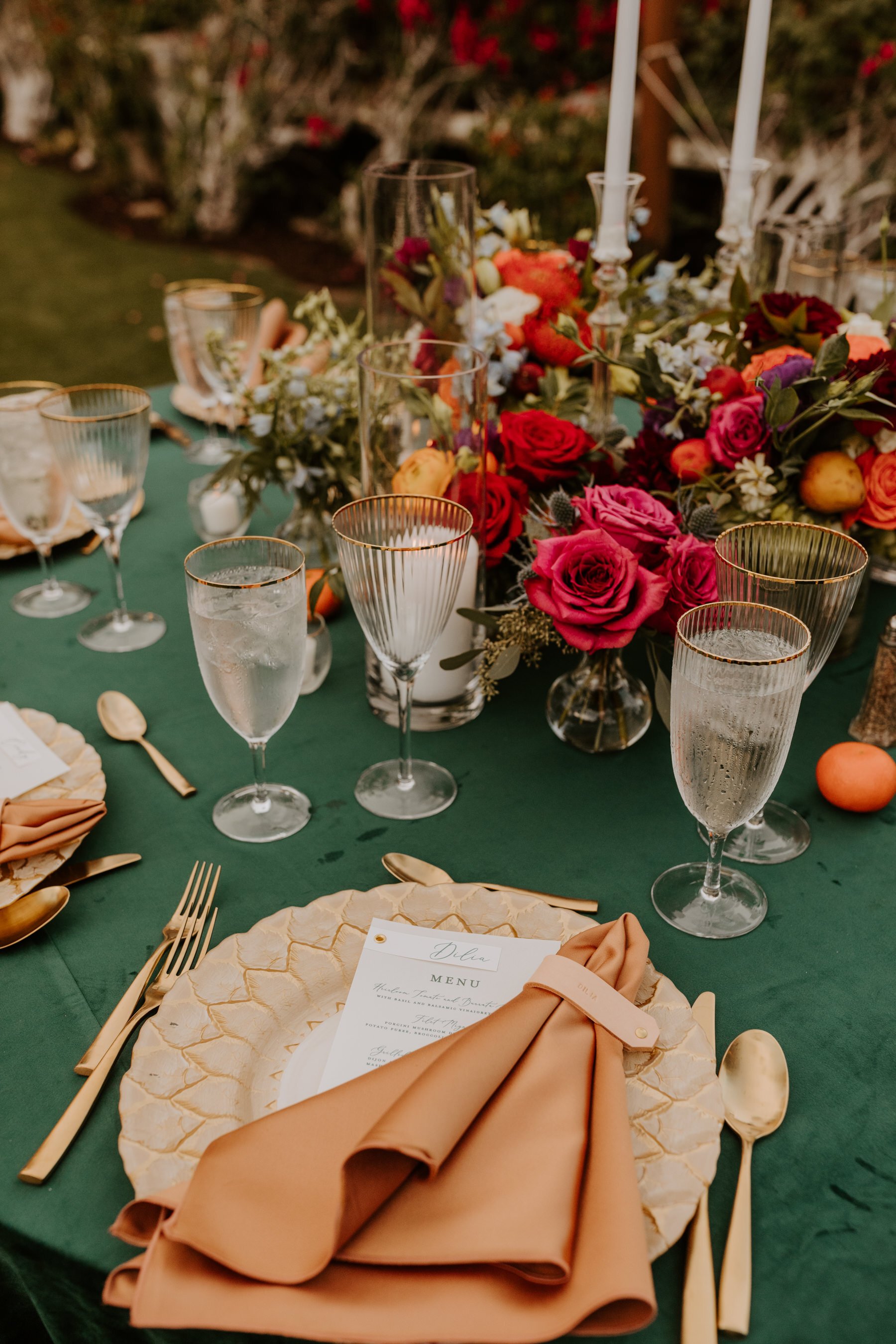 Jewel Toned Wedding Tablescape, Velvet Teal tablecloth with burgundy, white, orange, citrus, centerpiece, Palm Springs Wedding Inspo, Spencer’s Restaurant Palm Springs Wedding, Tida Svy Photo