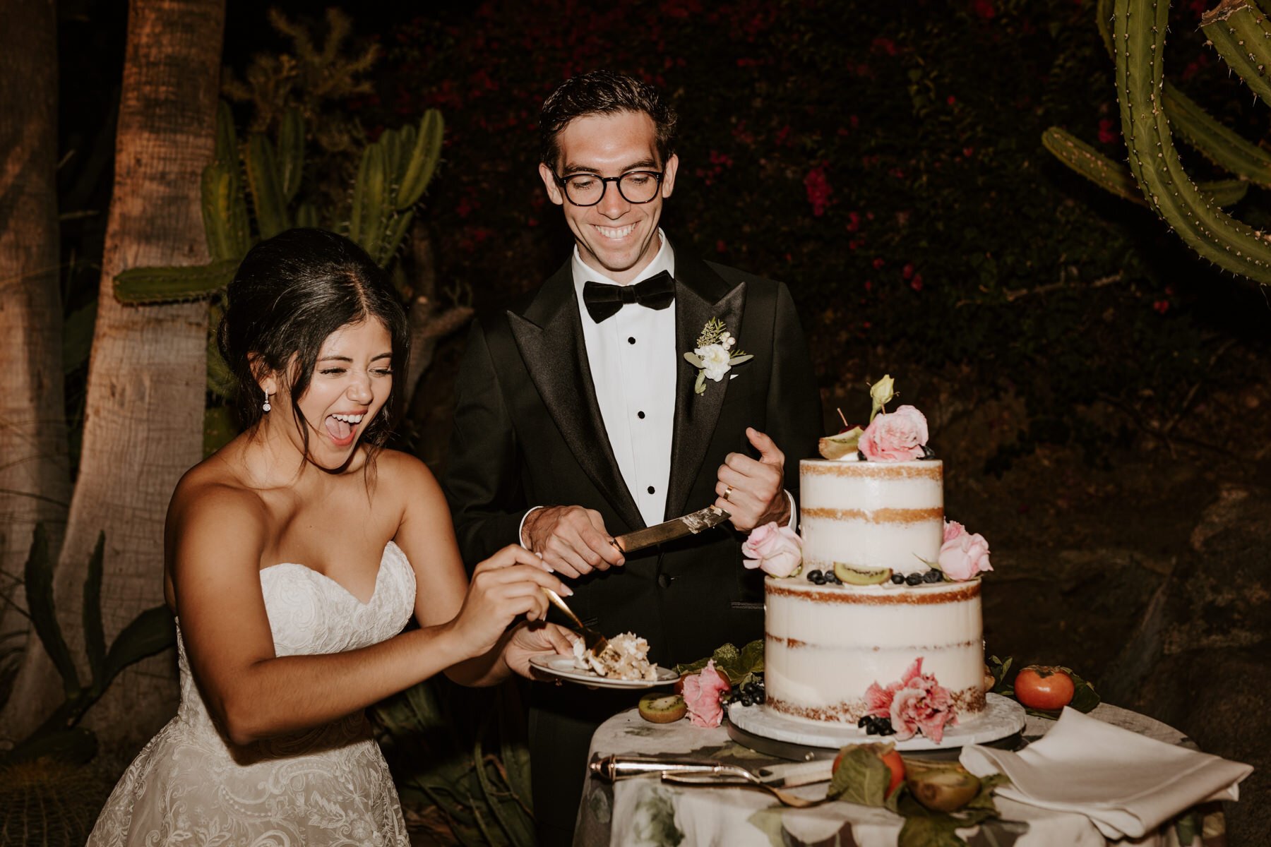 Bride and Groom cake cutting, Spencer’s Restaurant Palm Springs Wedding, Palm Springs Wedding Photographer, Tida Svy Photography