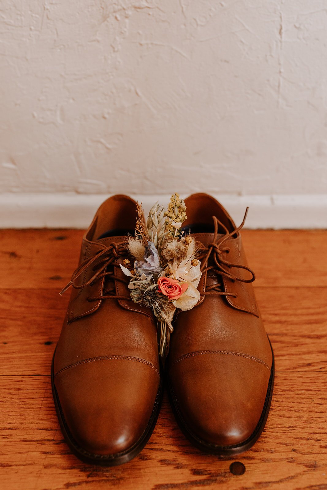 Brown shoes with boutonniere , Los Angeles airbnb wedding, zoom wedding, virtual wedding, covid wedding, Los Angeles elopement, Los Angeles Wedding Photographer, Photo by Tida Svy | www.tidasvy.com