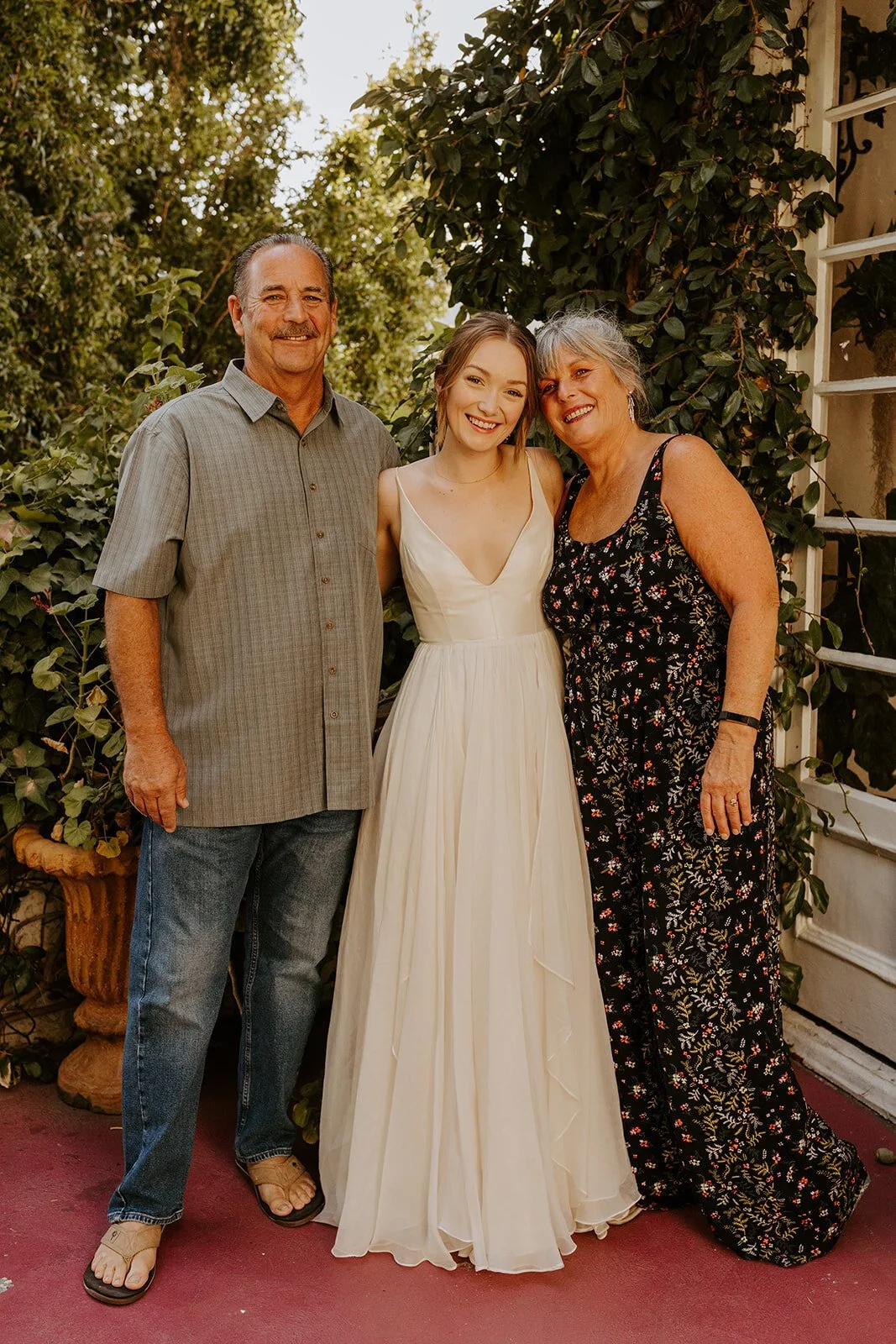 Colorful family portraits, Los Angeles airbnb wedding, zoom wedding, virtual wedding, covid wedding, Los Angeles elopement, Los Angeles Wedding Photographer, Photo by Tida Svy | www.tidasvy.com