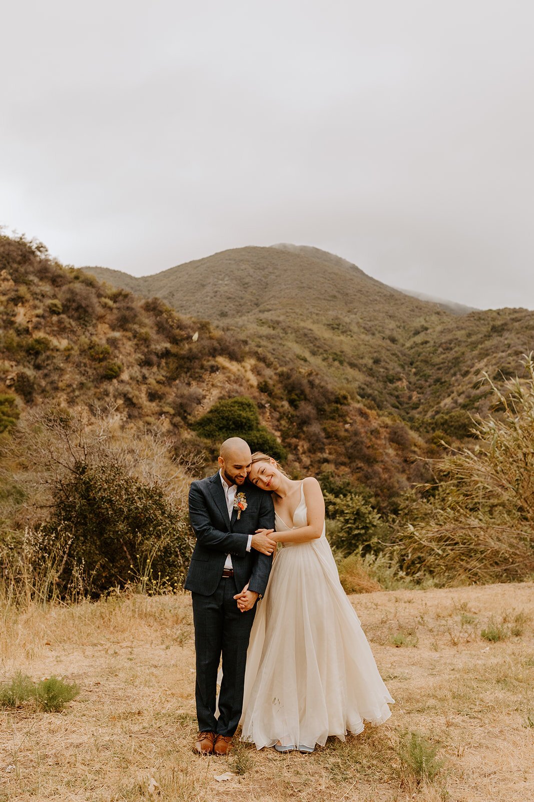 Malibu Bride and Groom Portraits, Los Angeles airbnb wedding, zoom wedding, virtual wedding, covid wedding, Los Angeles elopement, Los Angeles Wedding Photographer, Photo by Tida Svy | www.tidasvy.com