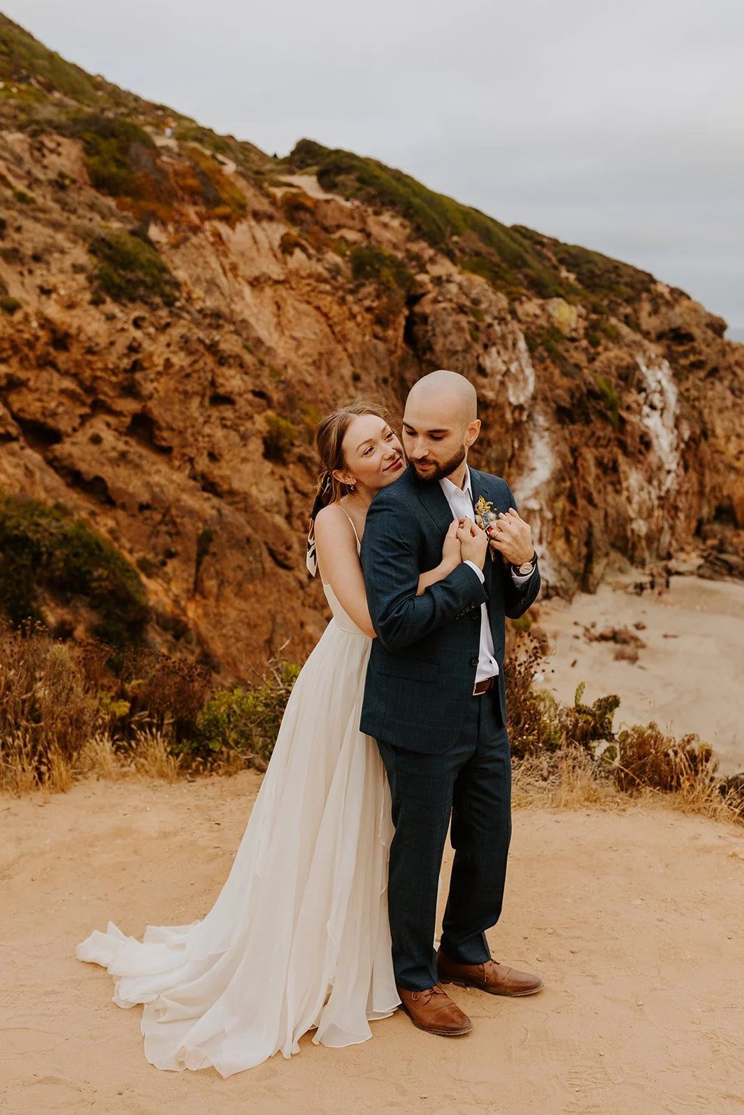 Malibu Bride and Groom Portraits, Los Angeles airbnb wedding, zoom wedding, virtual wedding, covid wedding, Los Angeles elopement, Los Angeles Wedding Photographer, Photo by Tida Svy | www.tidasvy.com