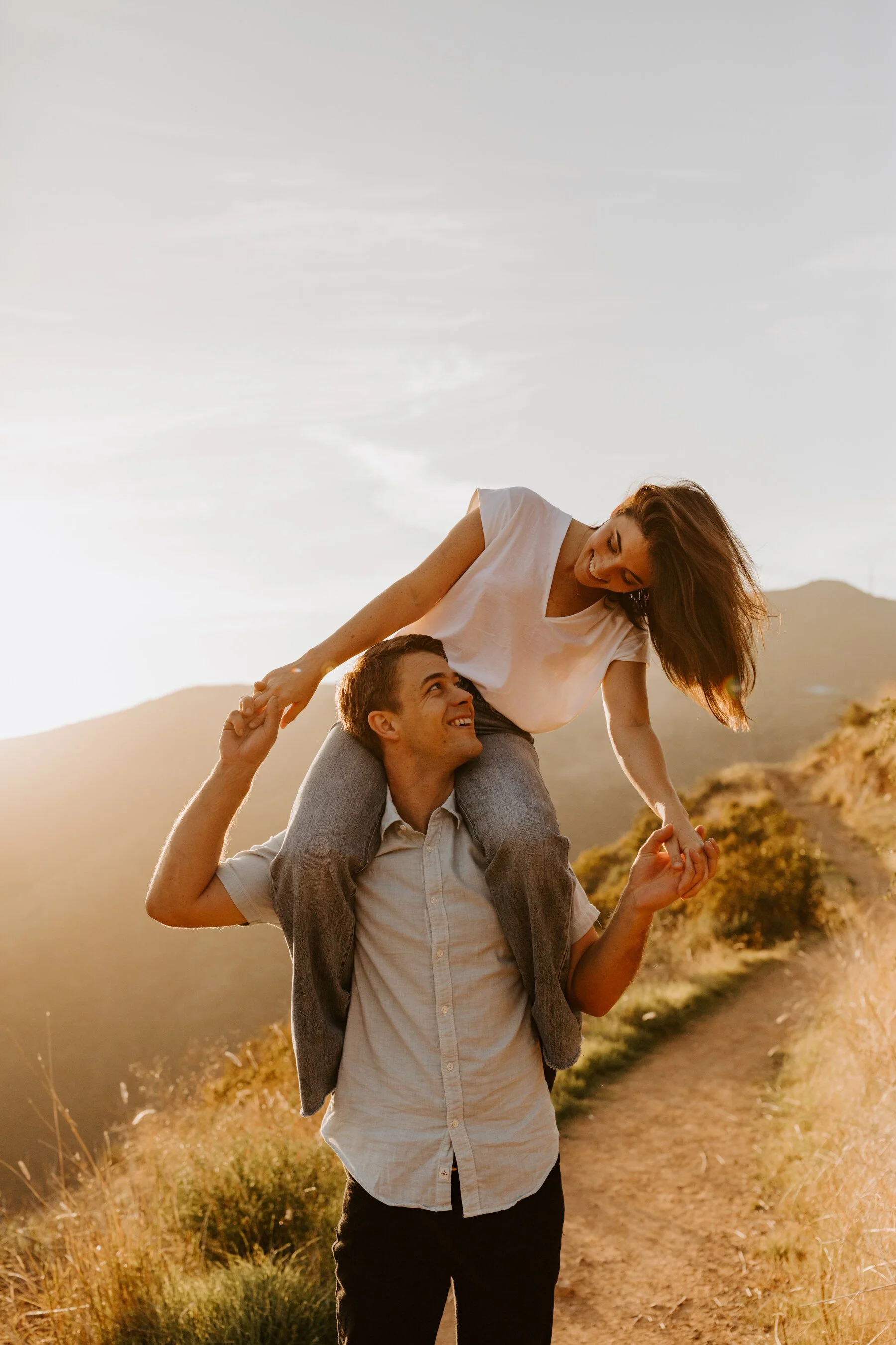 Solstice Canyon engagement session in Malibu, California | Photo by Tida Svy | www.tidasvy.com
