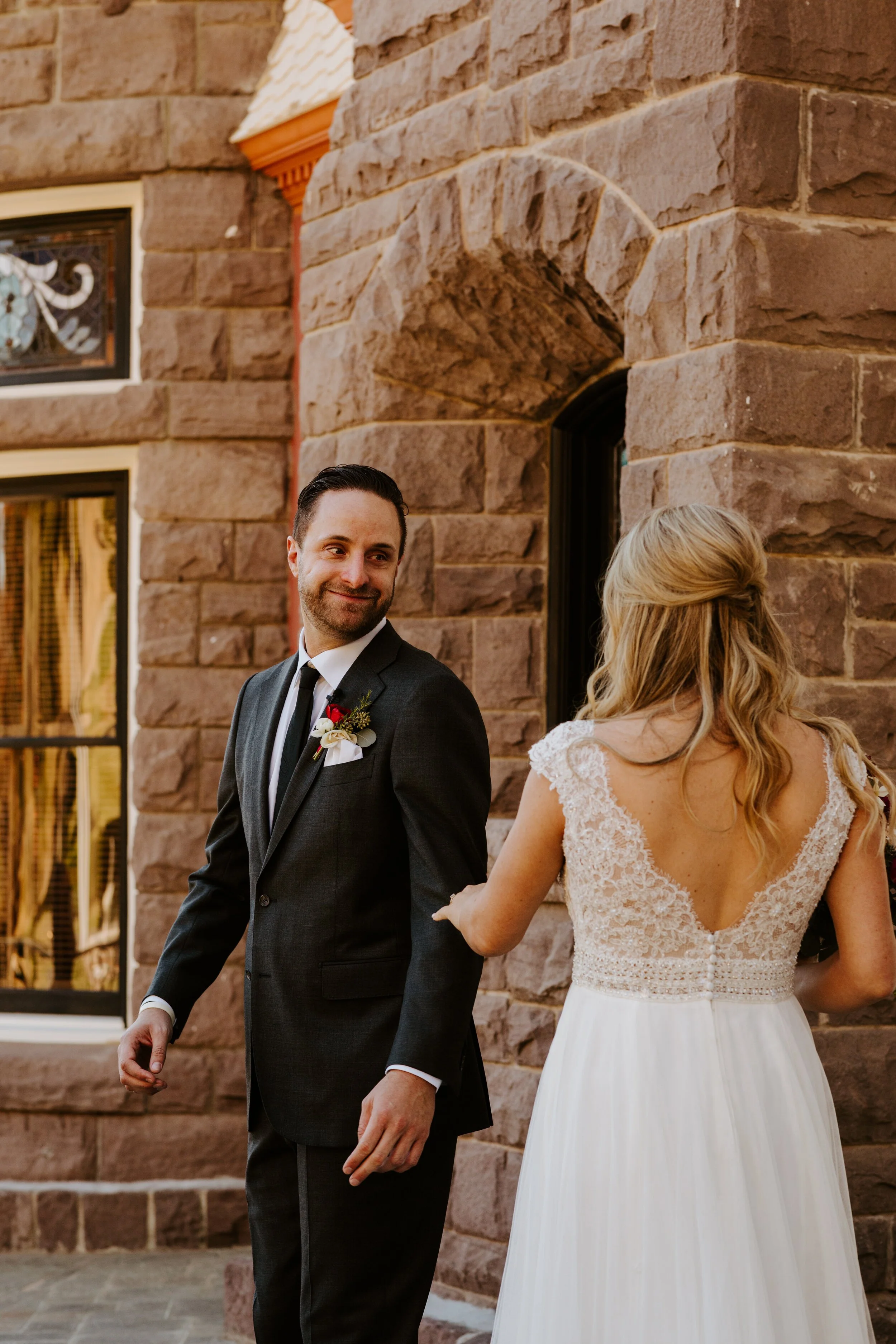 Newhall Mansion Wedding | Piru, CA | Southern California Wedding Photographer | Photo by Tida Svy | www.tidasvy.com