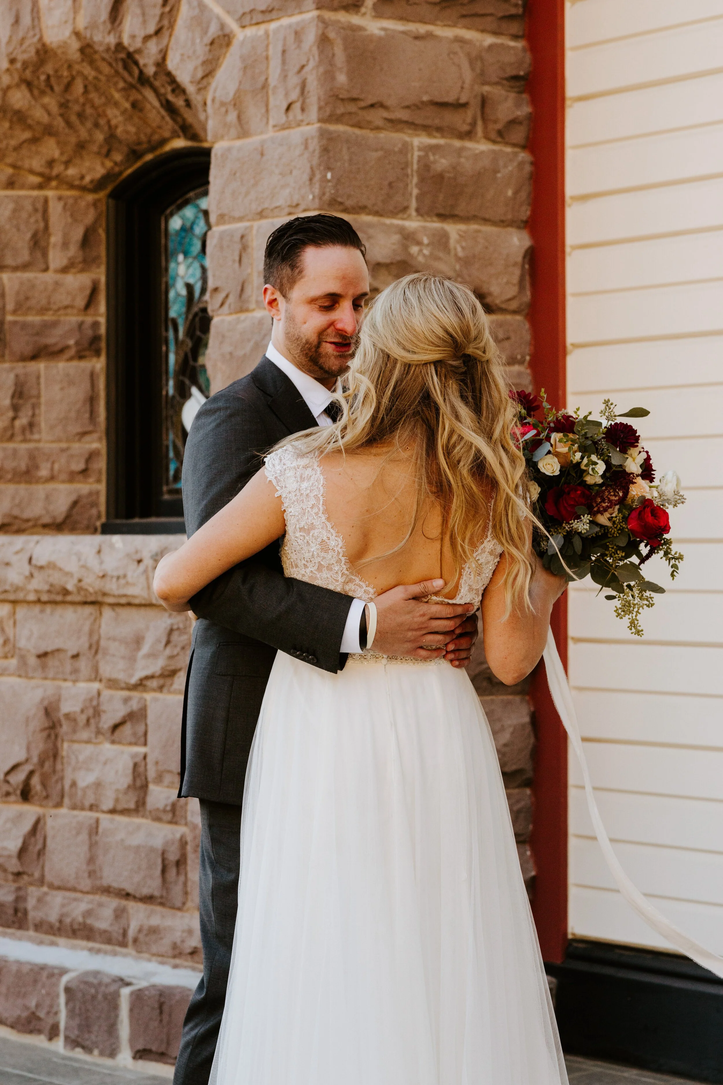 Newhall Mansion Wedding | Piru, CA | Southern California Wedding Photographer | Photo by Tida Svy | www.tidasvy.com