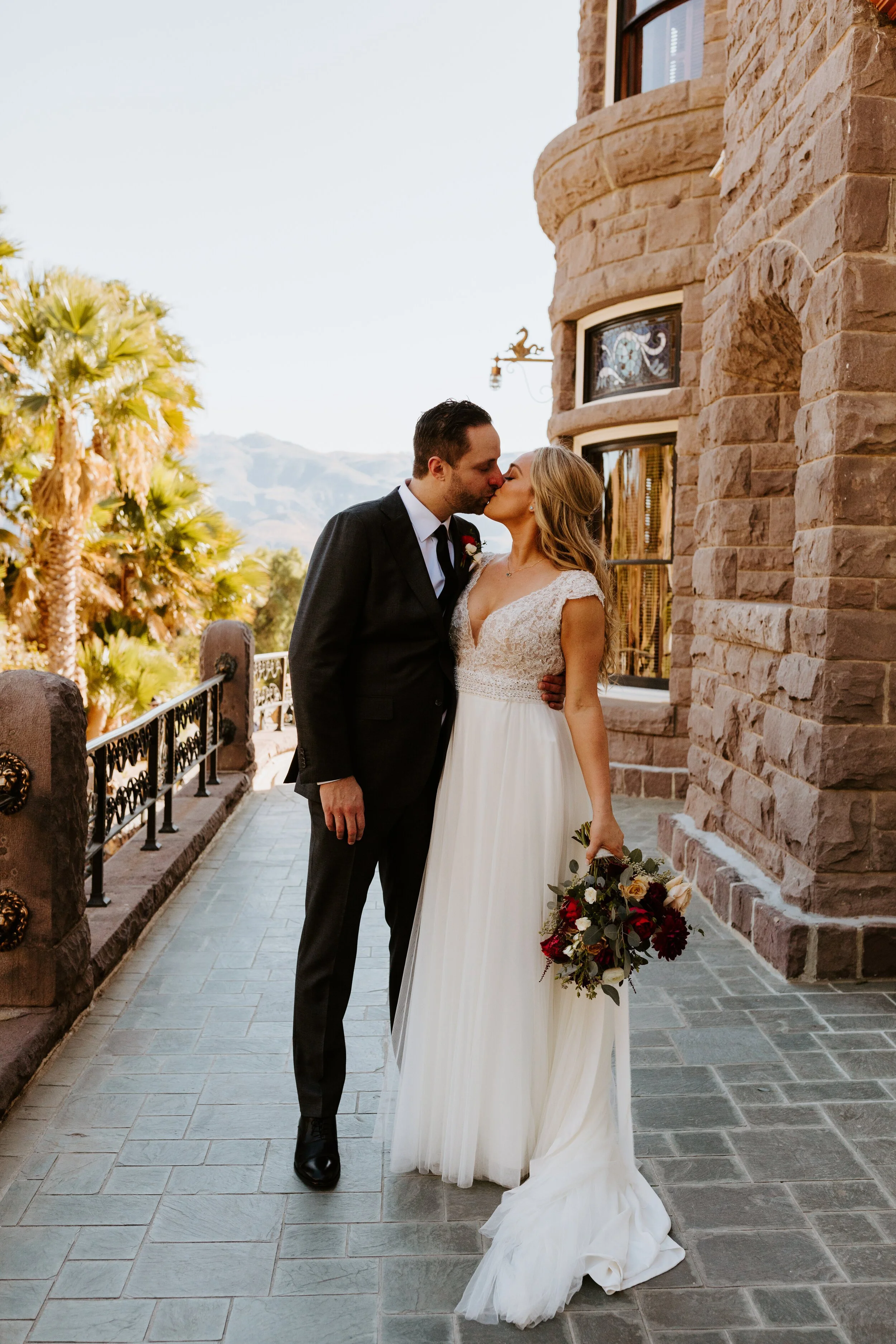 Newhall Mansion Wedding | Piru, CA | Southern California Wedding Photographer | Photo by Tida Svy | www.tidasvy.com