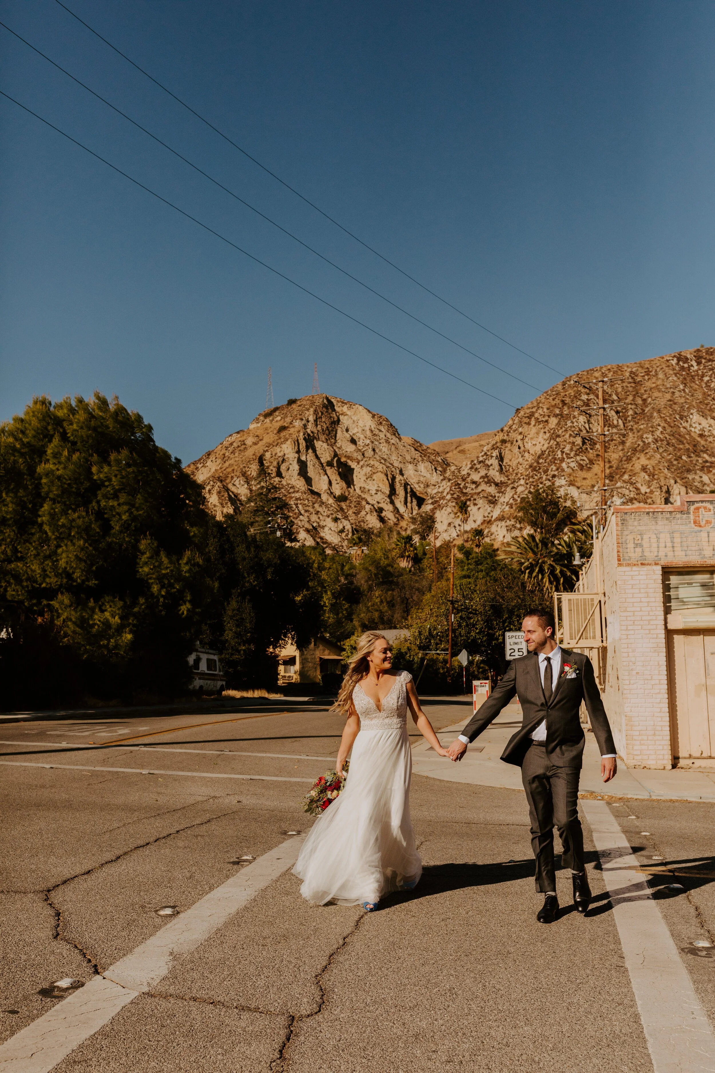 Newhall Mansion Wedding | Piru, CA | Southern California Wedding Photographer | Photo by Tida Svy | www.tidasvy.com