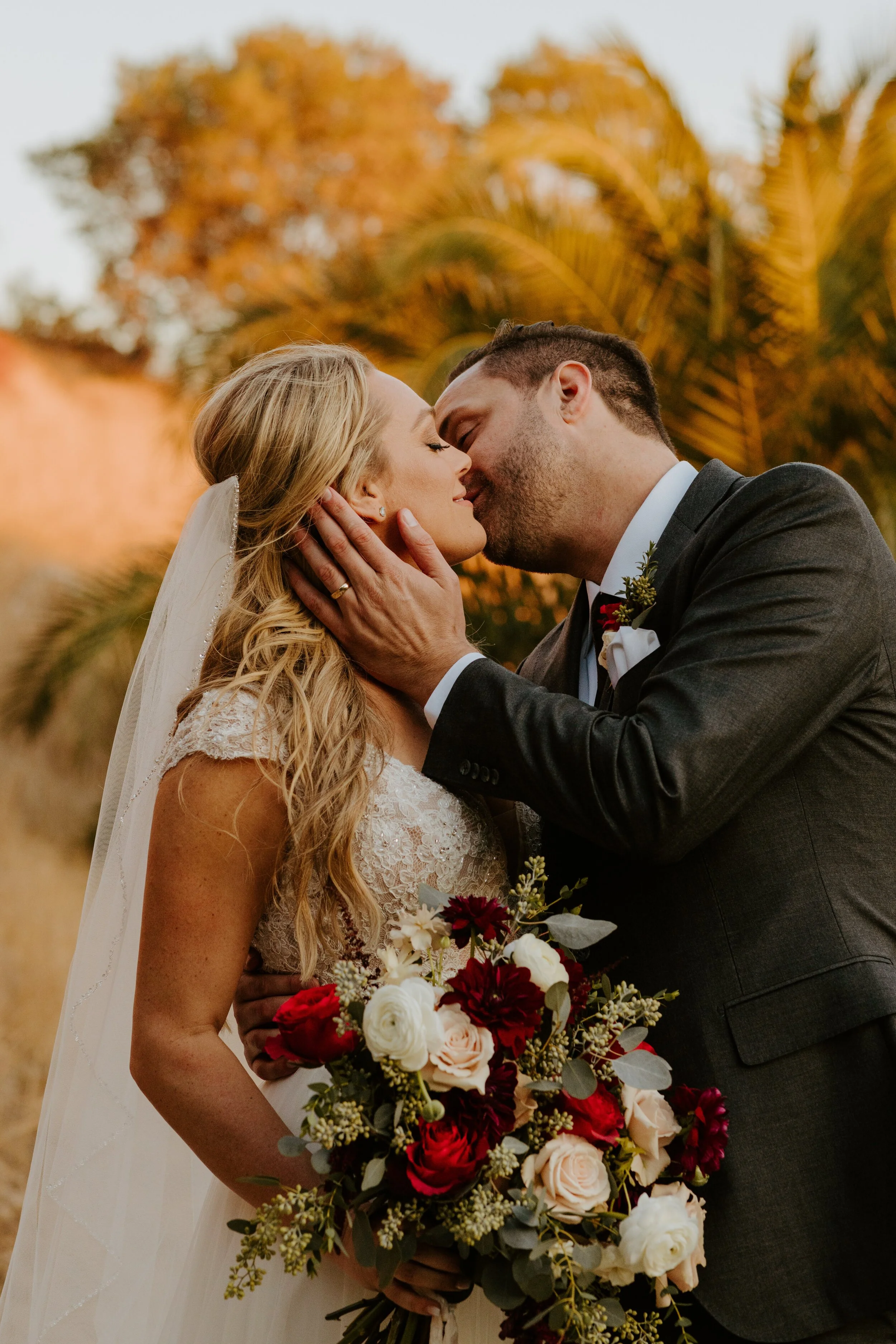 Newhall Mansion Wedding | Piru, CA | Southern California Wedding Photographer | Photo by Tida Svy | www.tidasvy.com
