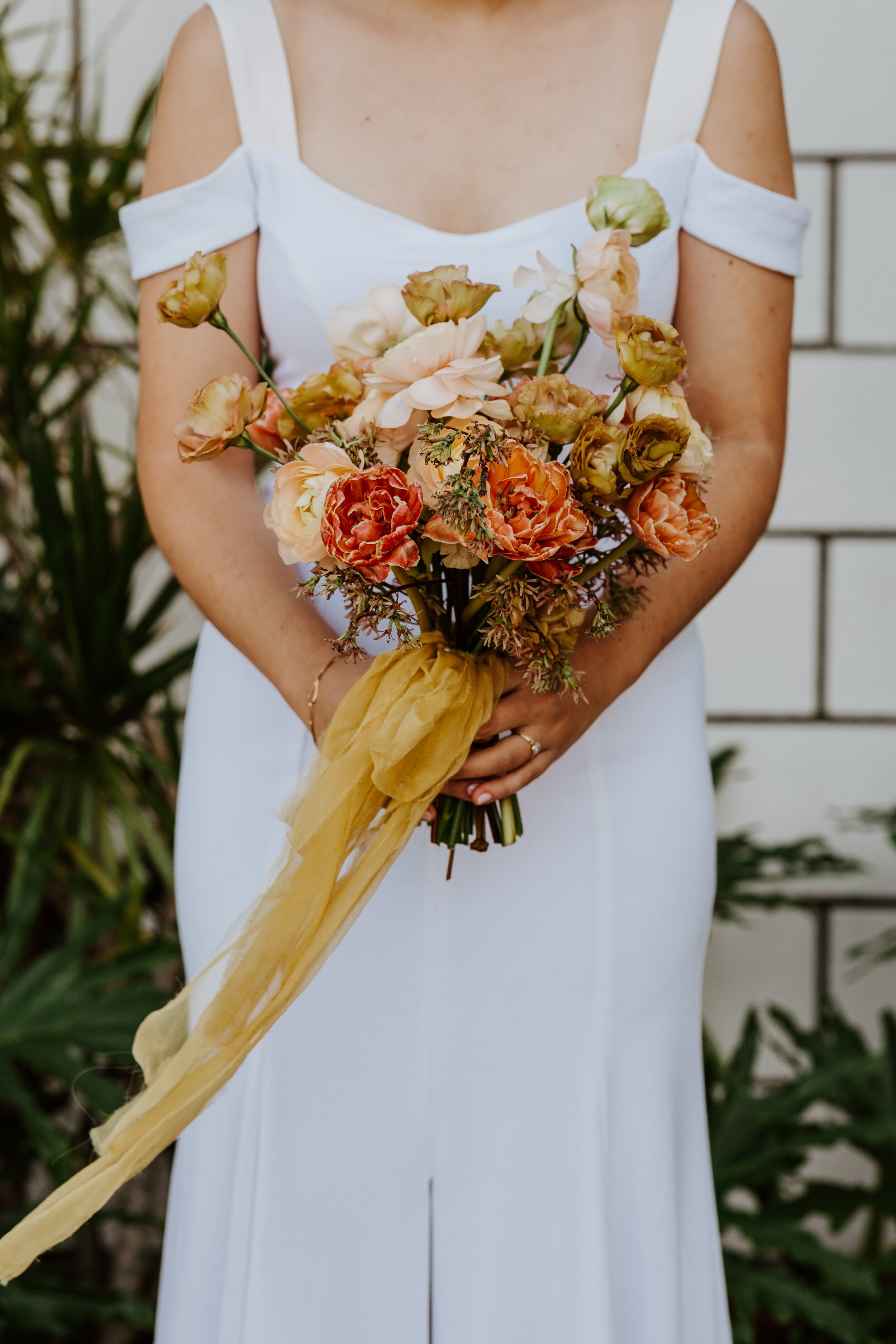 Orange peach and mustard bridal bouquet | SmogShoppe Wedding | Los Angeles Wedding Photographer | Tida Svy | www.tidasvy.com