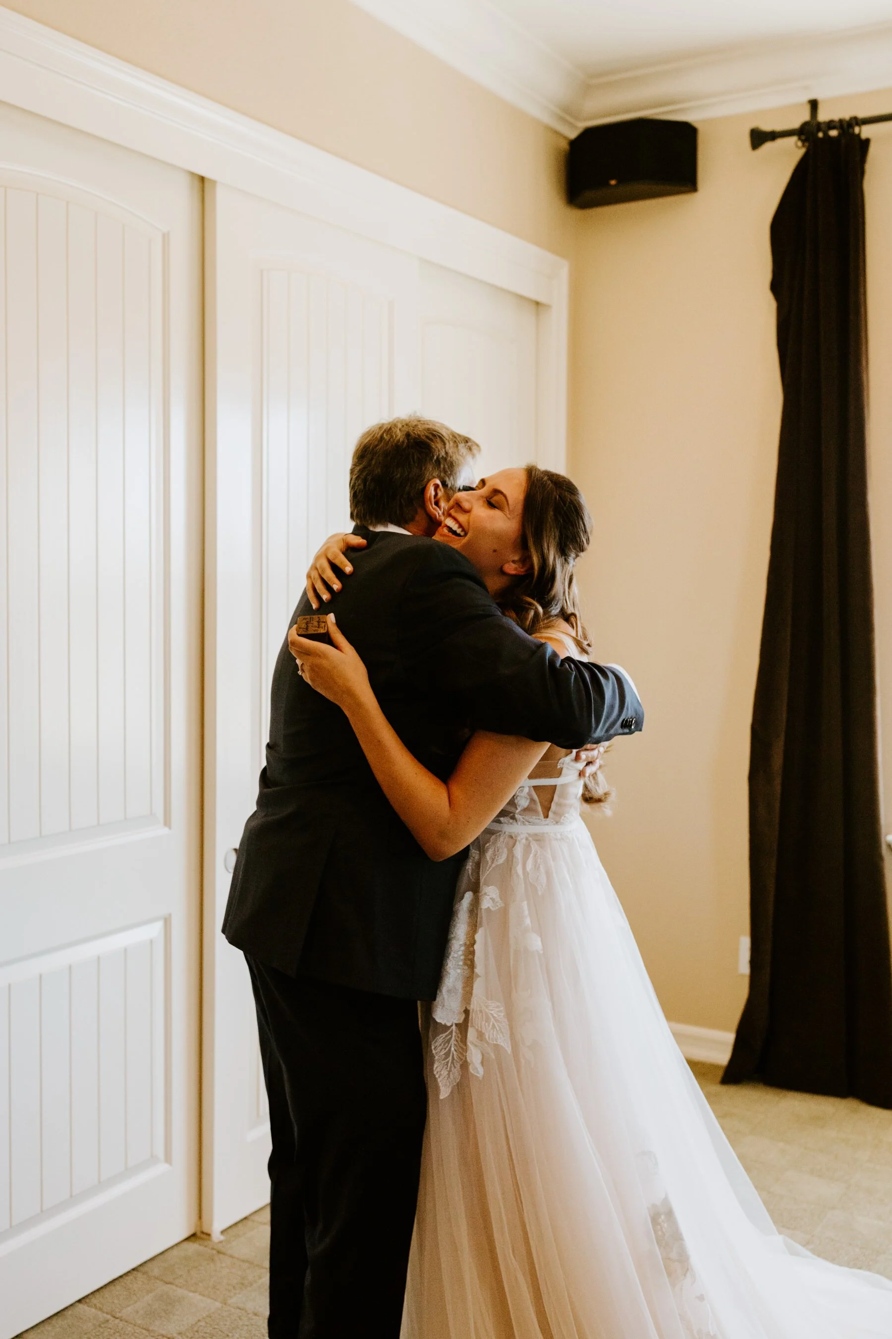 First look with father of the Bride | California Backyard Desert Wedding in Lancaster | Tida Svy Photography | www.tidasvy.com