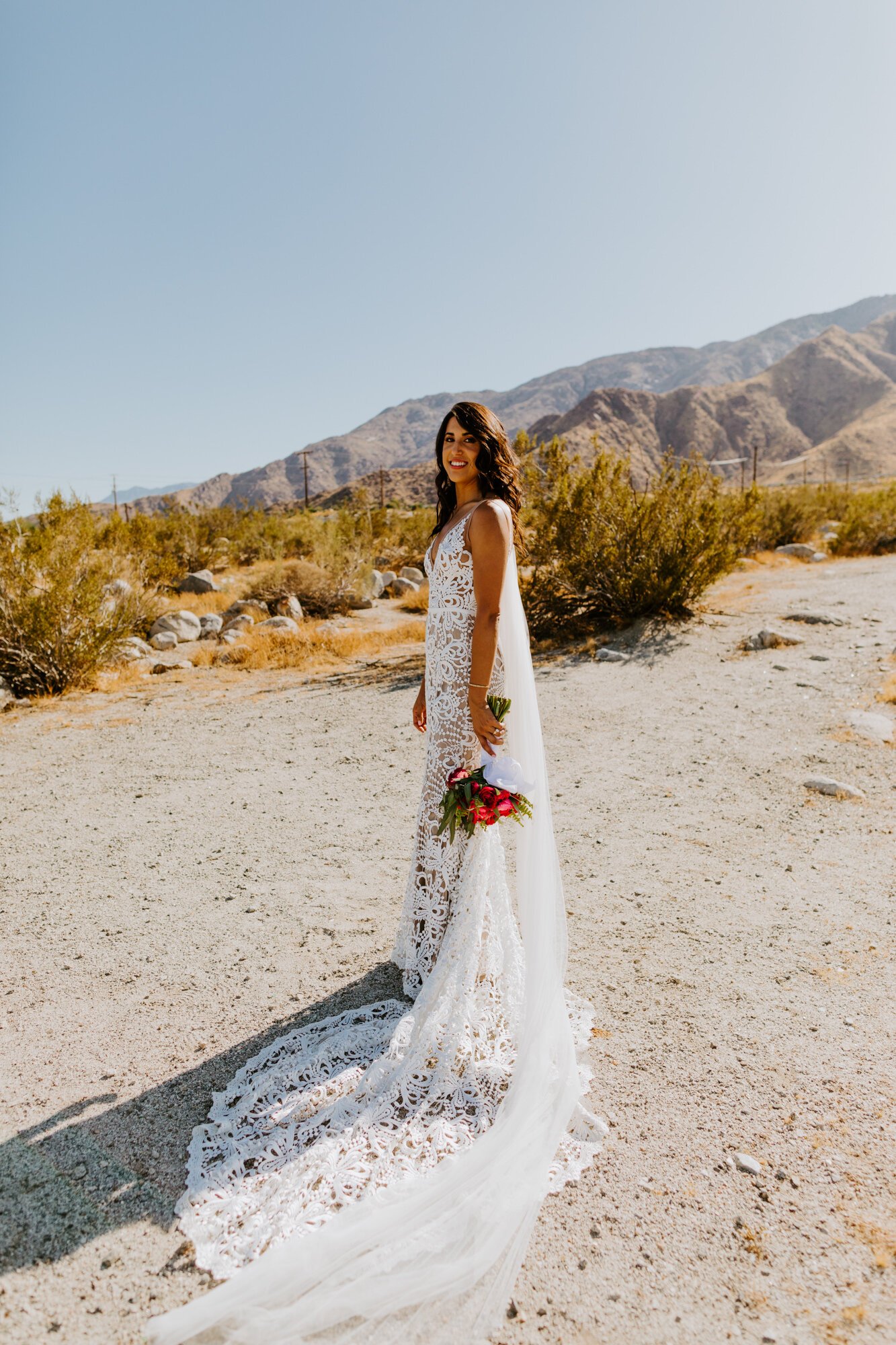 Desert Palm Springs Wedding Photo | Avalon Hotel and Bugalows | Palm Springs Wedding Photographer | Tida Svy Photography | www.tidasvy.com