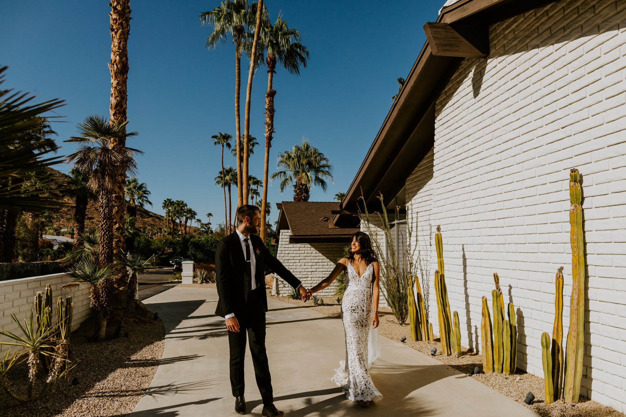 Palm Springs Wedding at Avalon Hotel and Bugalows | Palm Springs Wedding Photographer | Tida Svy Photography | www.tidasvy.com