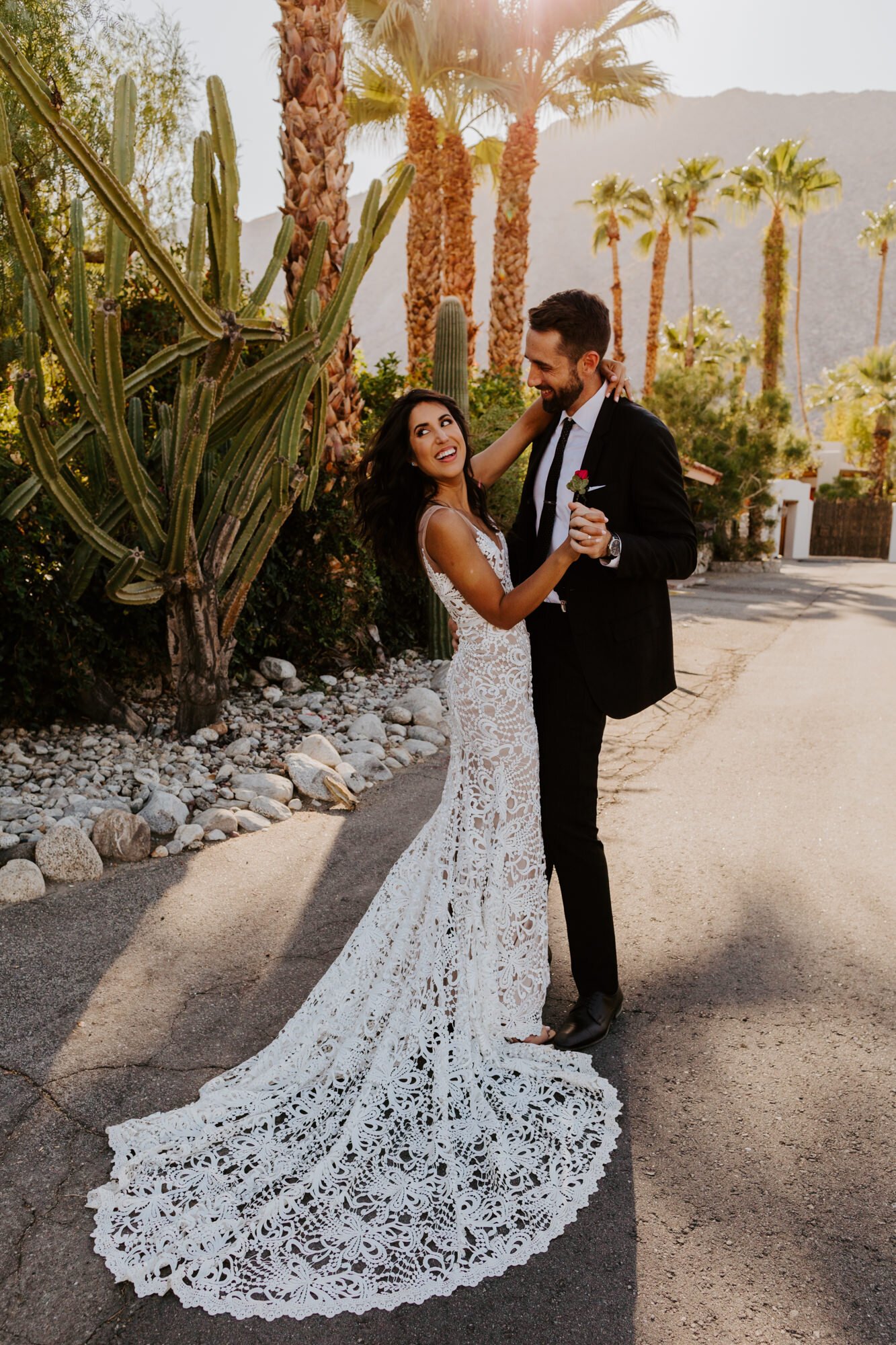 Palm Springs Wedding at Avalon Hotel and Bugalows | Palm Springs Wedding Photographer | Tida Svy Photography | www.tidasvy.com