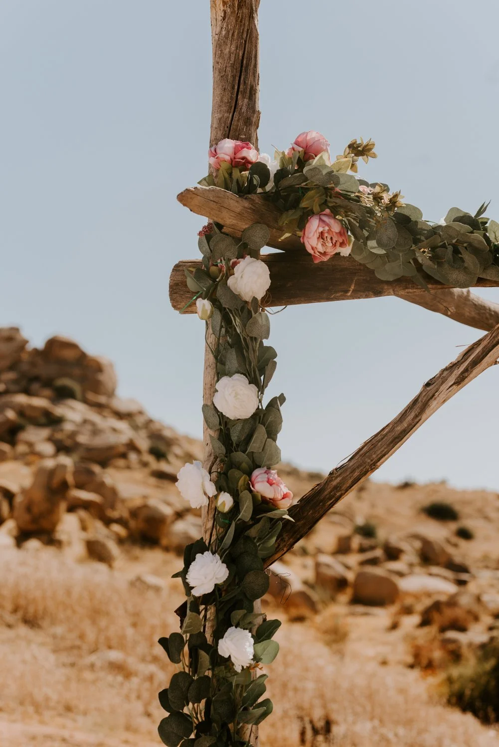 Le Haut Desert Aerie Wedding | Joshua Tree Wedding Photographer | Tida Svy | www.tidasvy.com