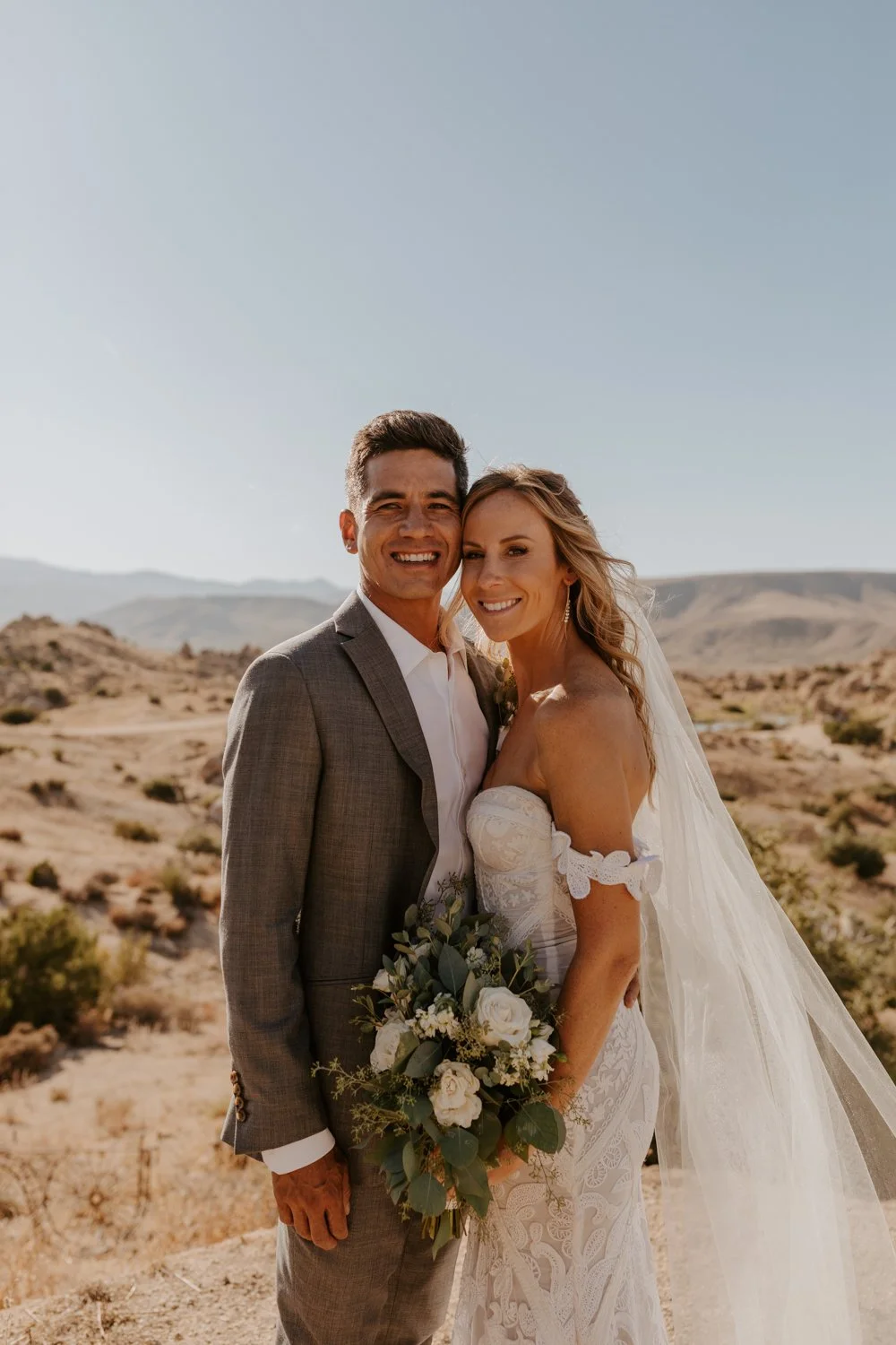 Le Haut Desert Aerie Wedding | Joshua Tree Wedding Photographer | Tida Svy | www.tidasvy.com