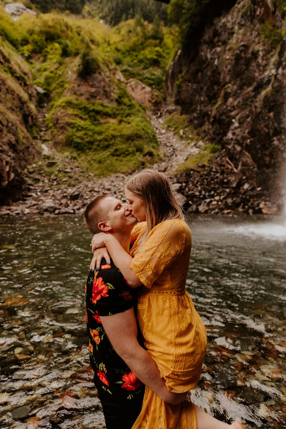 franlkin_falls_washington_engagement_tida_svy_photography-37.jpg