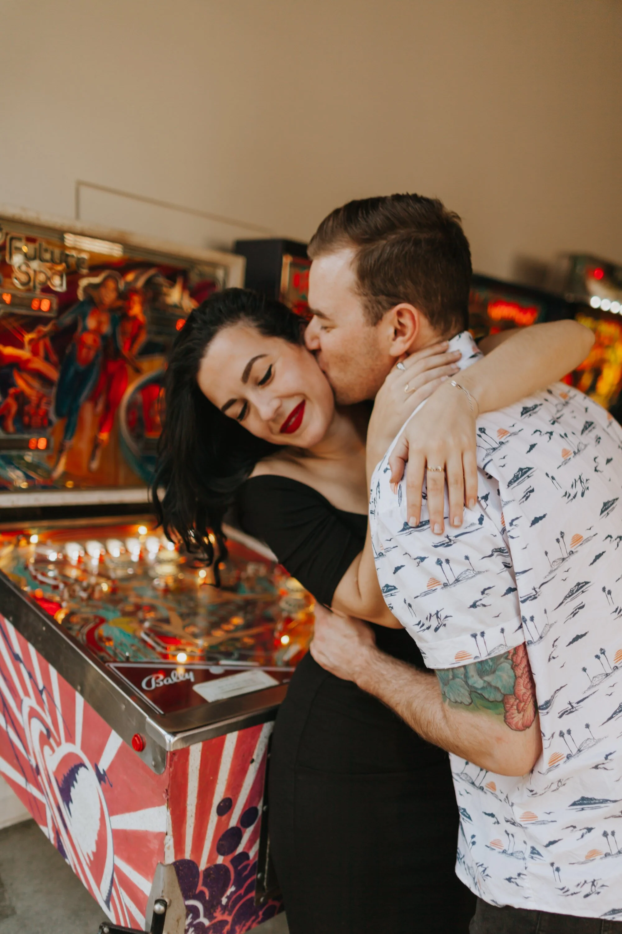 Downtown Los Angeles Arts District Engagement Photos | Tida Svy Photography | www.tidasvy.com