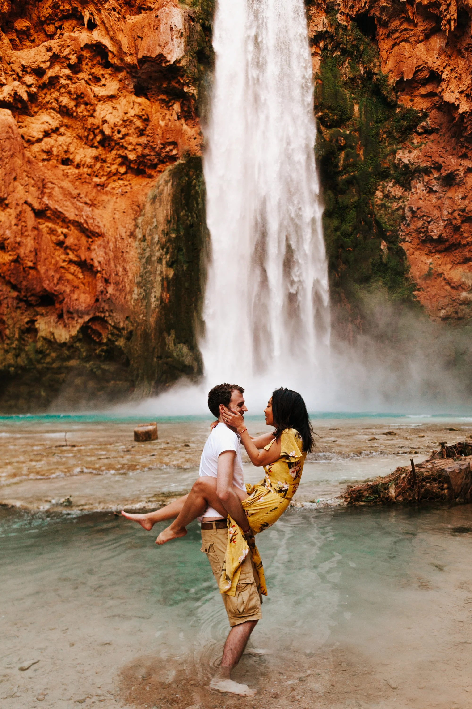 Havasupai Falls Grand Canyon Arizona Havasu Falls  Couples Engagement Shoot | Tida Svy | www.tidasvy.com 