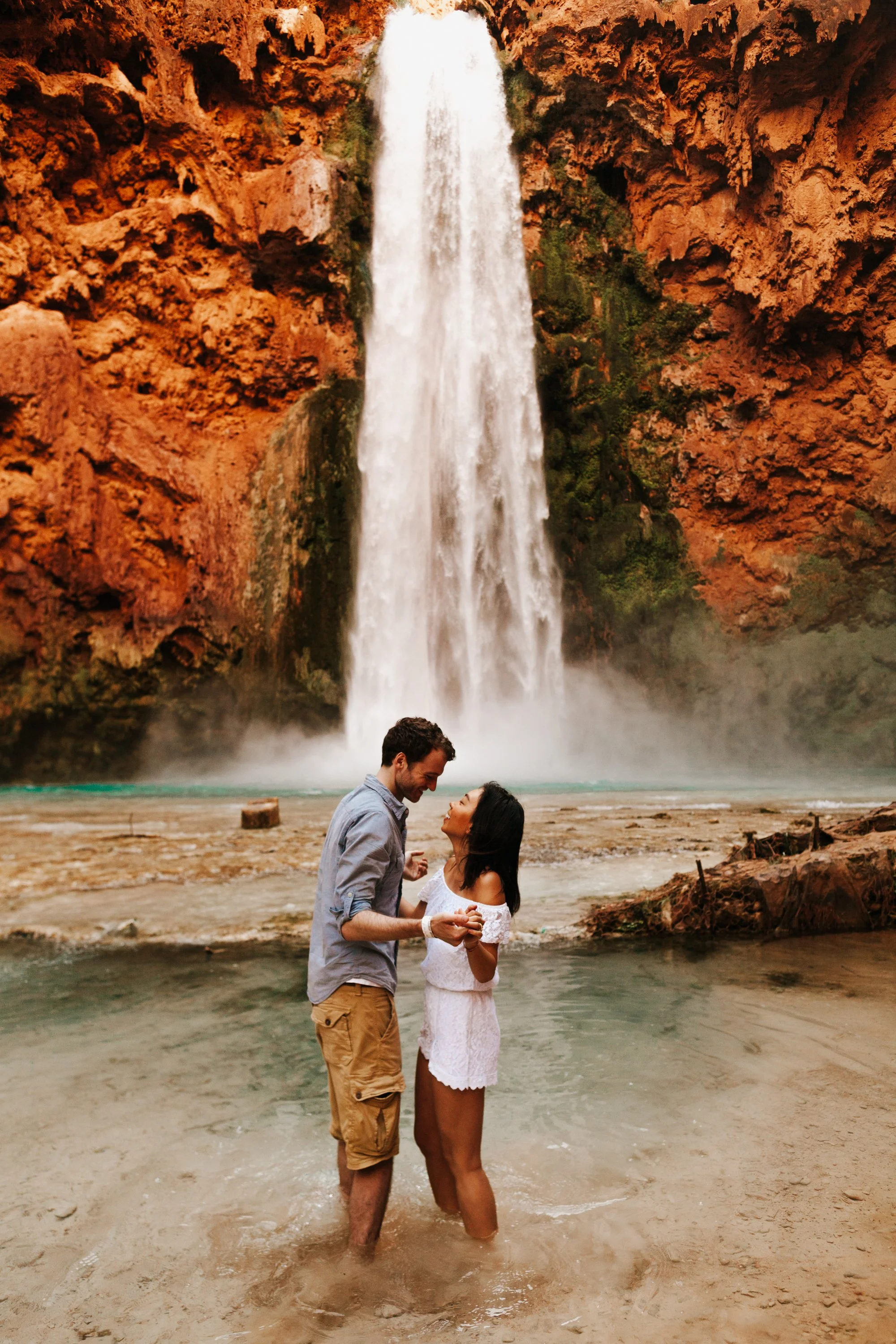 Havasupai Falls Grand Canyon Arizona Havasu Falls  Couples Engagement Shoot | Tida Svy | www.tidasvy.com 