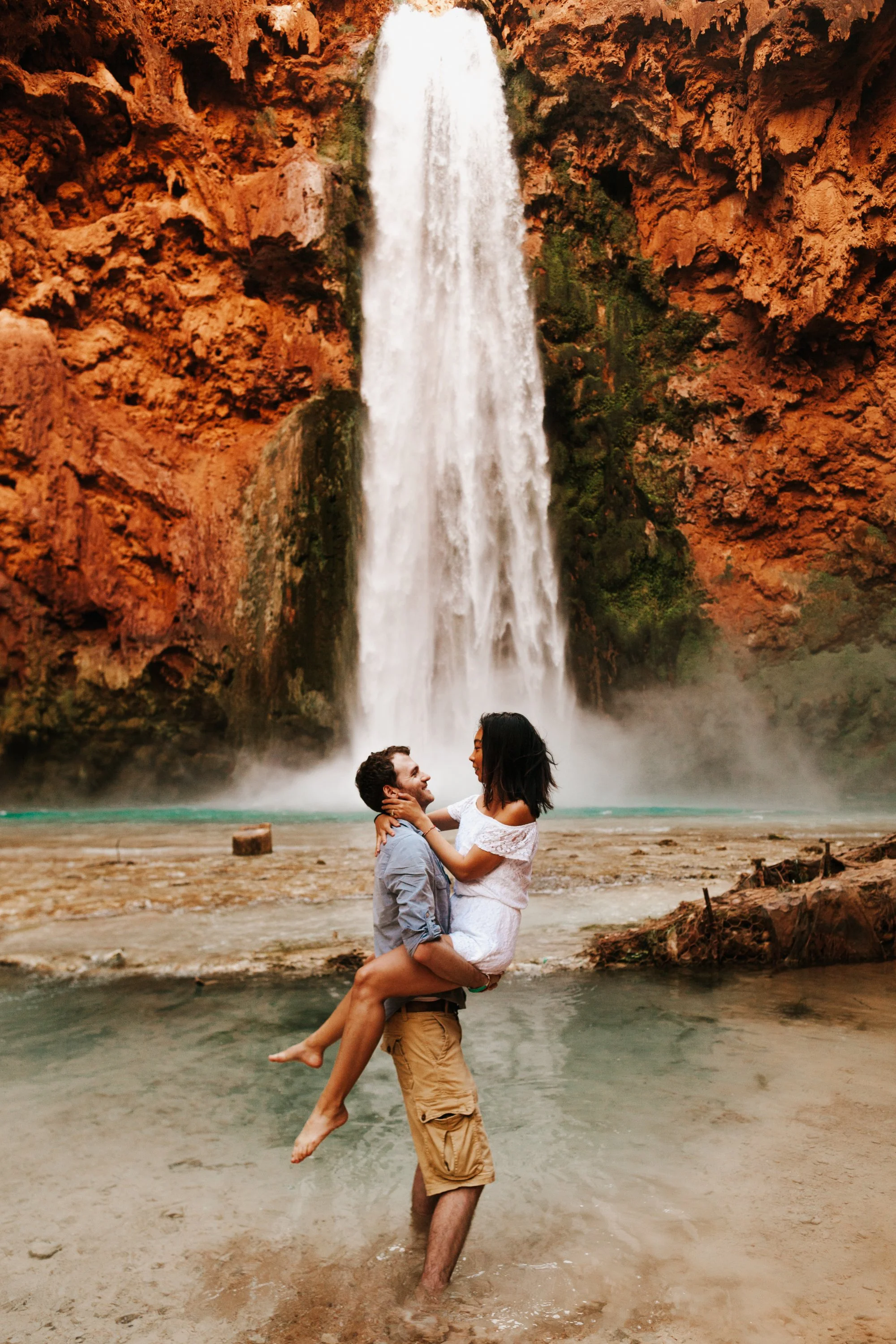 Havasupai Falls Grand Canyon Arizona Havasu Falls  Couples Engagement Shoot | Tida Svy | www.tidasvy.com 