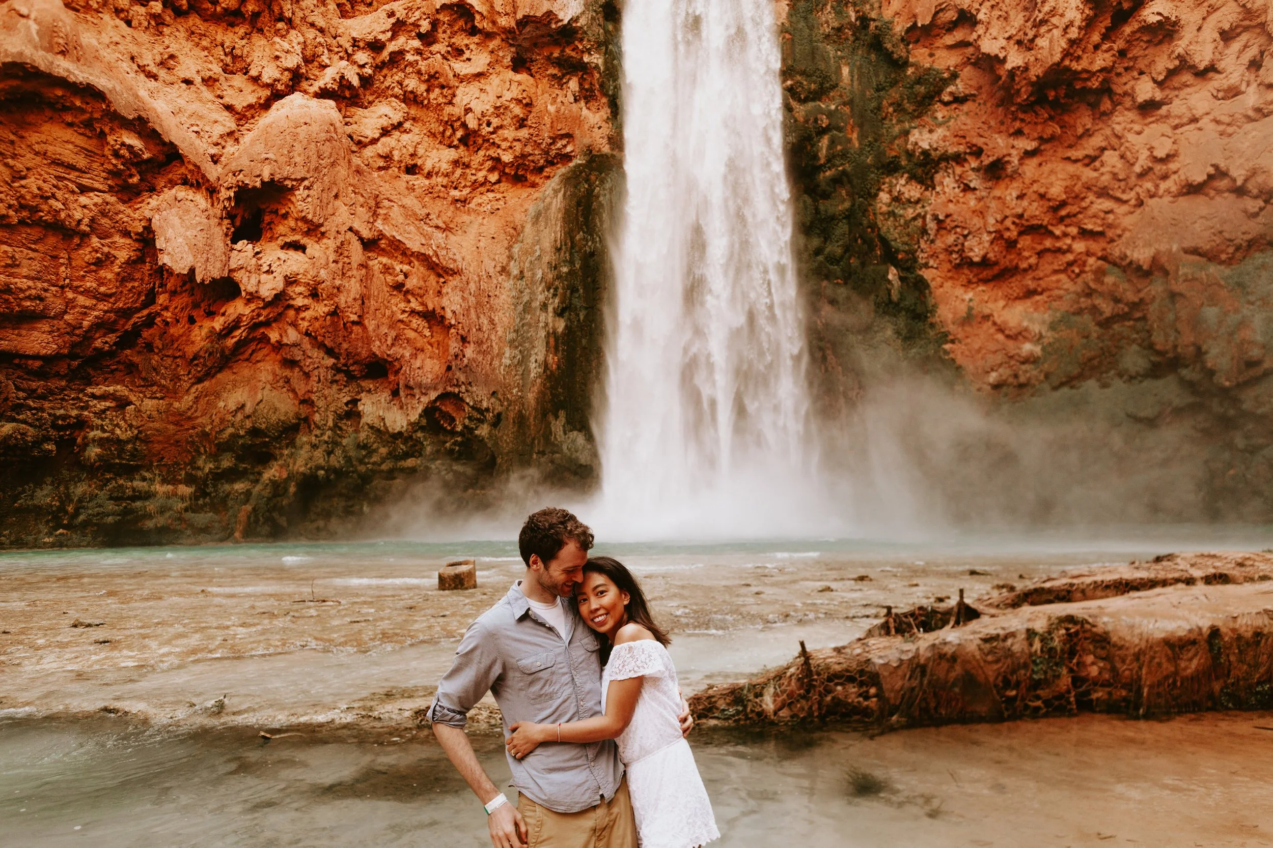 Havasupai Falls Grand Canyon Arizona Havasu Falls  Couples Engagement Shoot | Tida Svy | www.tidasvy.com 