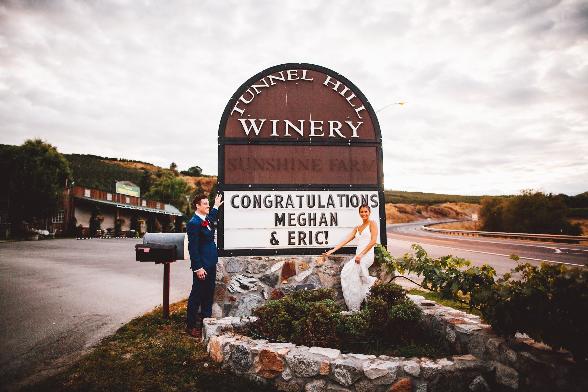 Tunnel Hill Winery Lake Chelan Washington Wedding | Lake Chelan Wedding Venues | Summer Vineyard Wedding Reception | Pacific Northwest Wineries | Tida Svy Photo | www.tidasvy.com