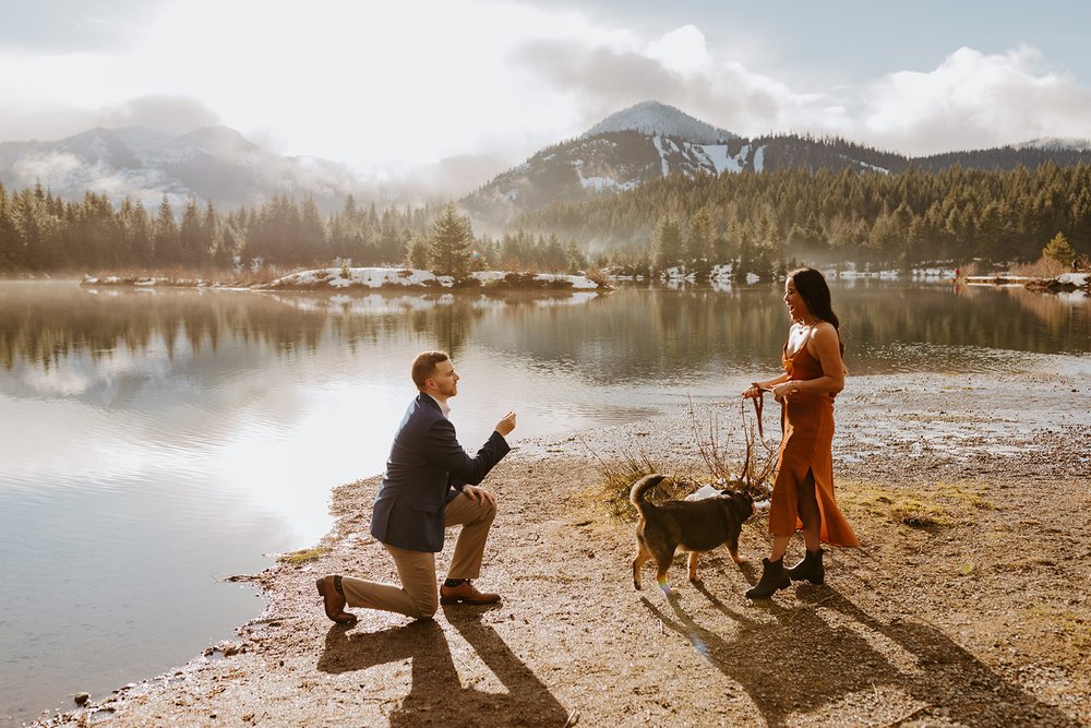 gold creek pond engagement session tida svy photography47.jpg