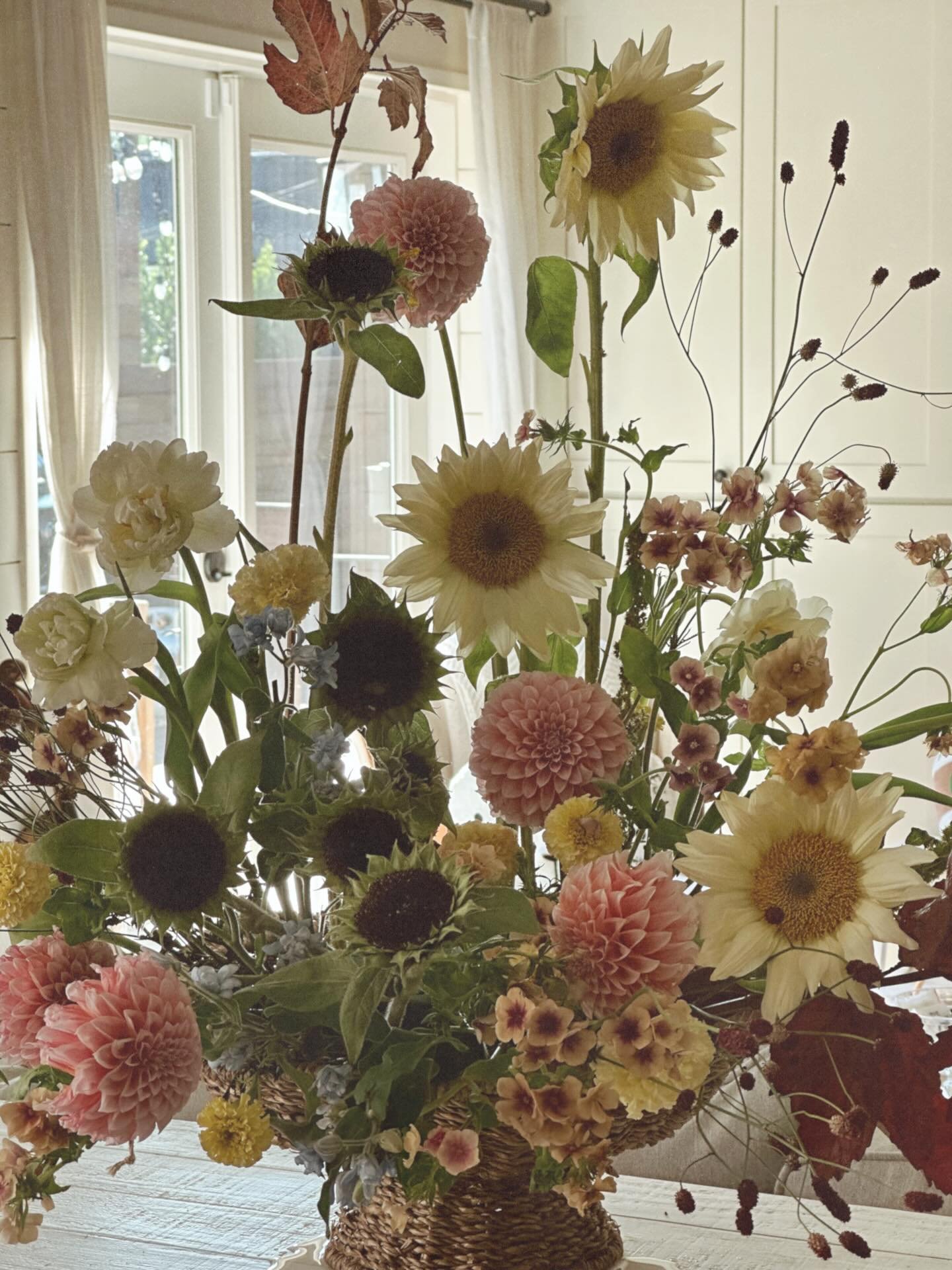 Falling into December 🤎