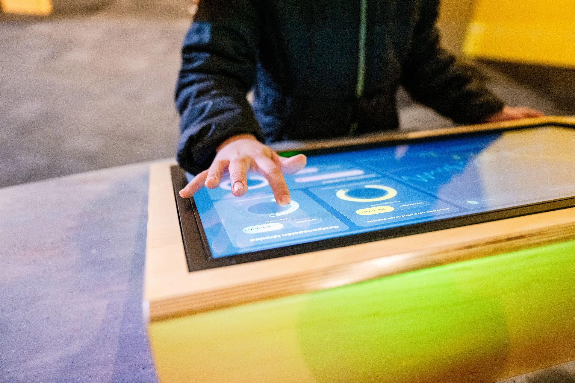 XYZ_Custom_HanfordVisitorsCenter_14.jpg