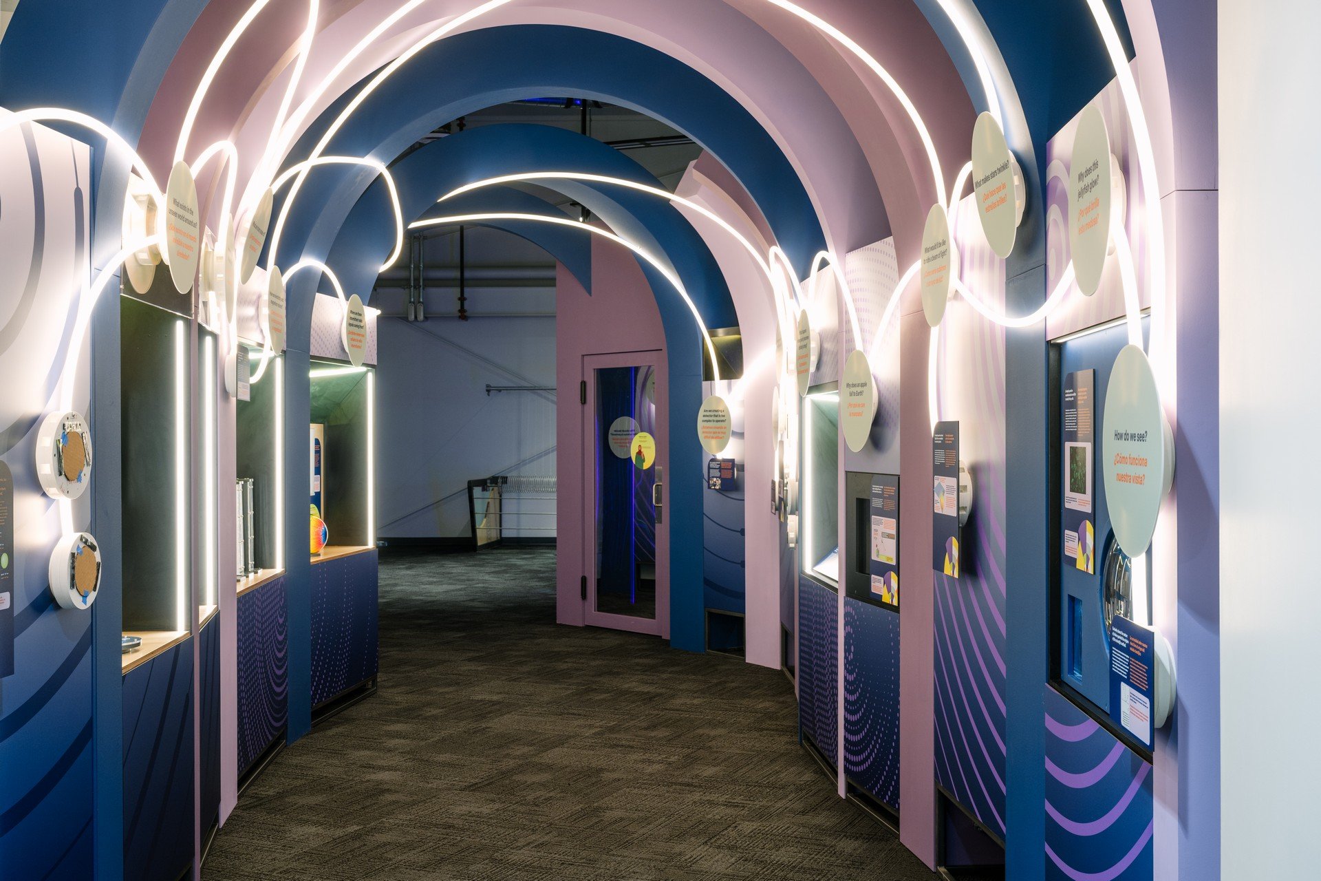 XYZ_Custom_HanfordVisitorsCenter_22.jpg